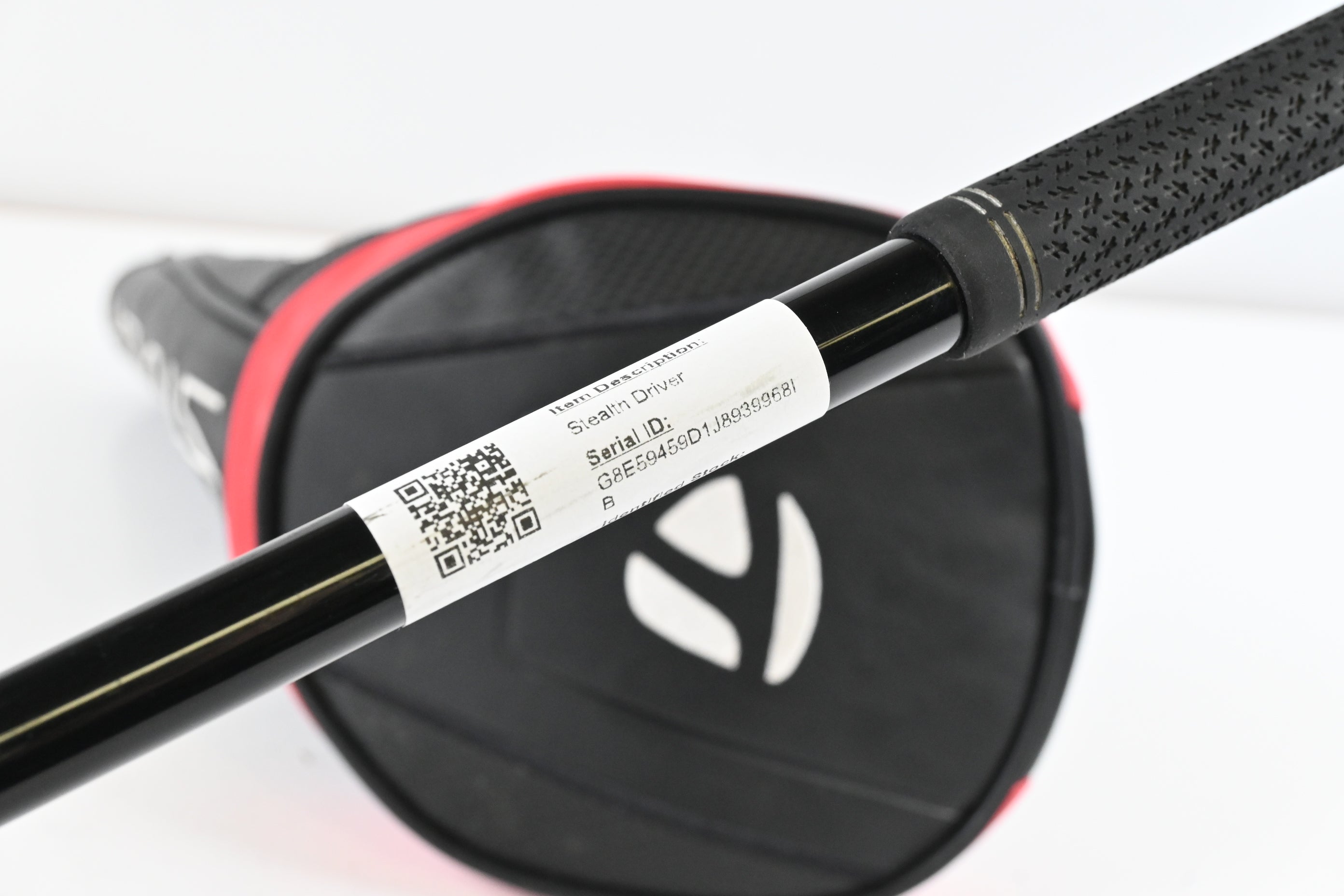 Left Hand Taylormade Stealth Driver / 9 Degree / Stiff Flex Fujikura Ventus Red
