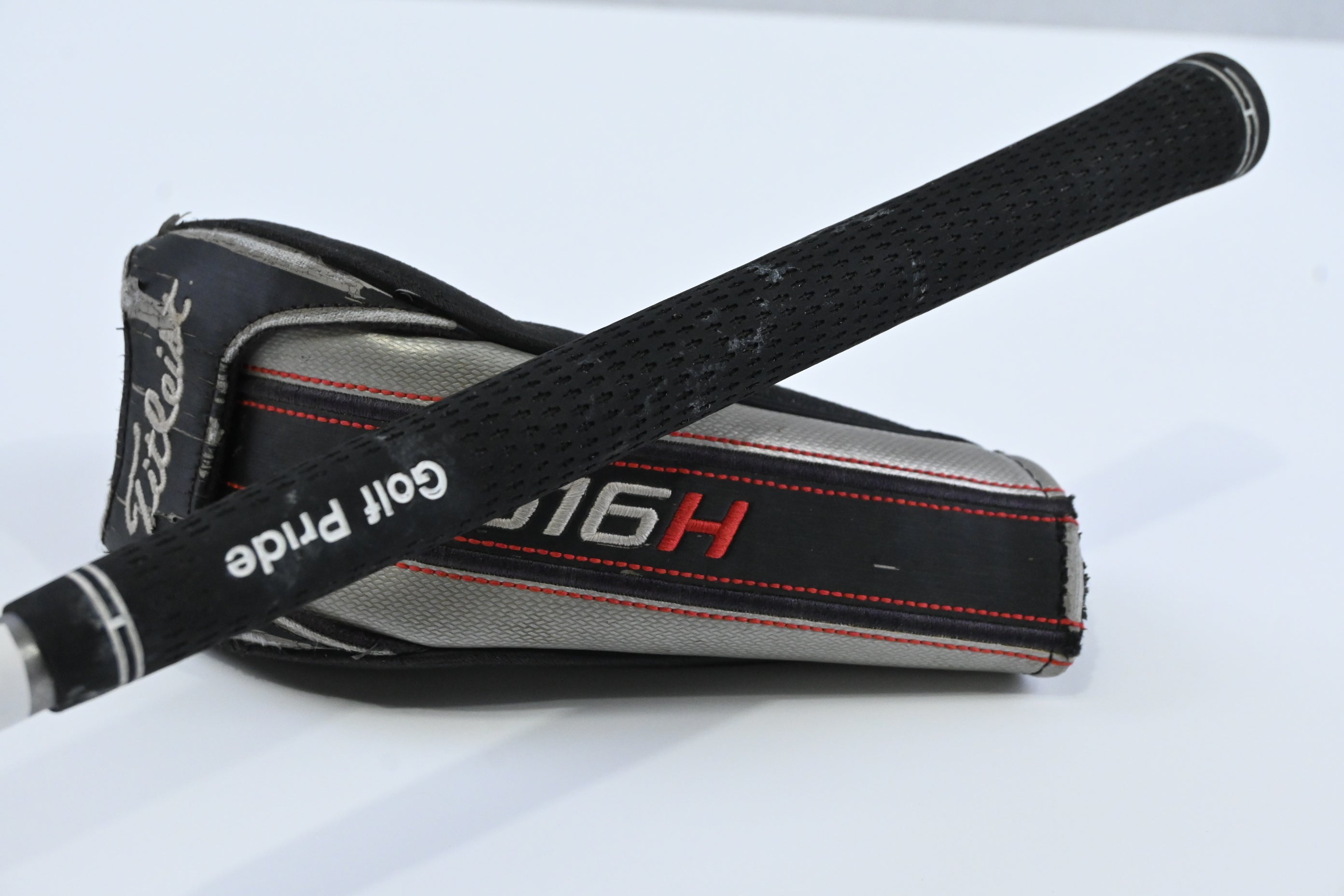 Left Hand Titleist 816 H1 #3 Hybrid / 19 Degree / Regular Flex Diamana M+ 60