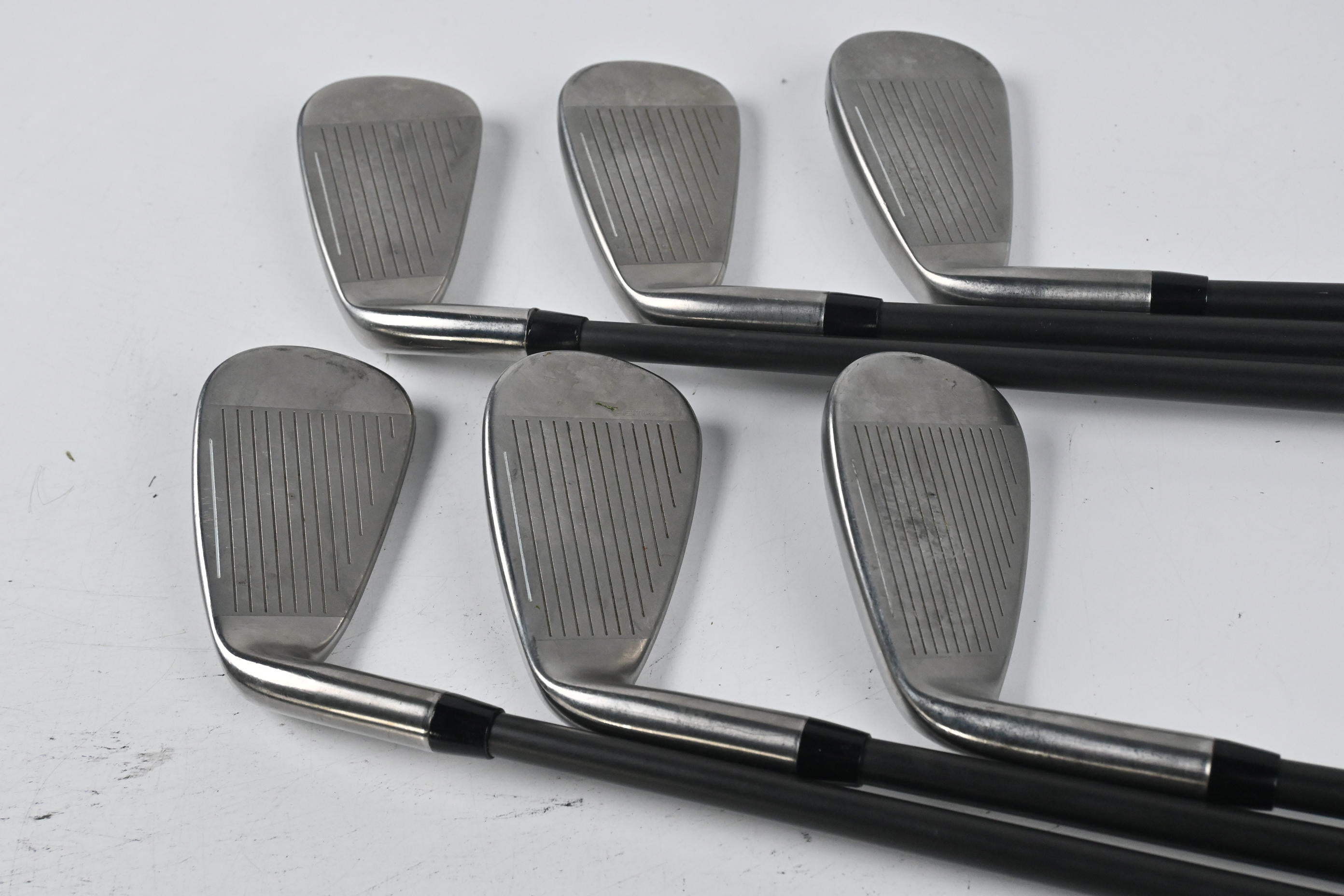 Cobra DS-Adapt Irons / 6-PW+GW / Regular Flex Cobra Ultralite 50 Shafts