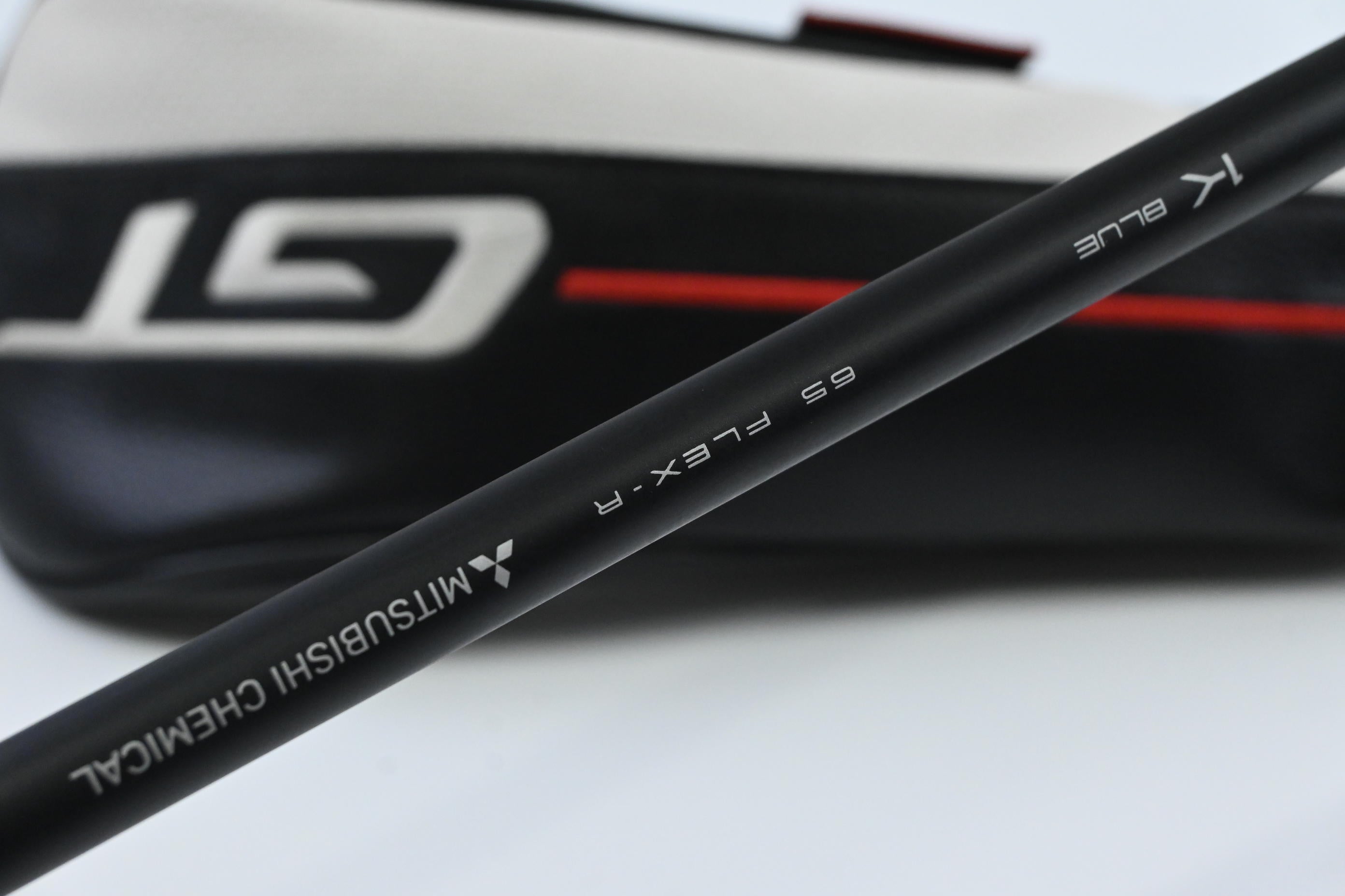 Titleist GT2 #5 Wood / 18 Degree / Regular Flex Tensei 1K Blue 65 Shaft