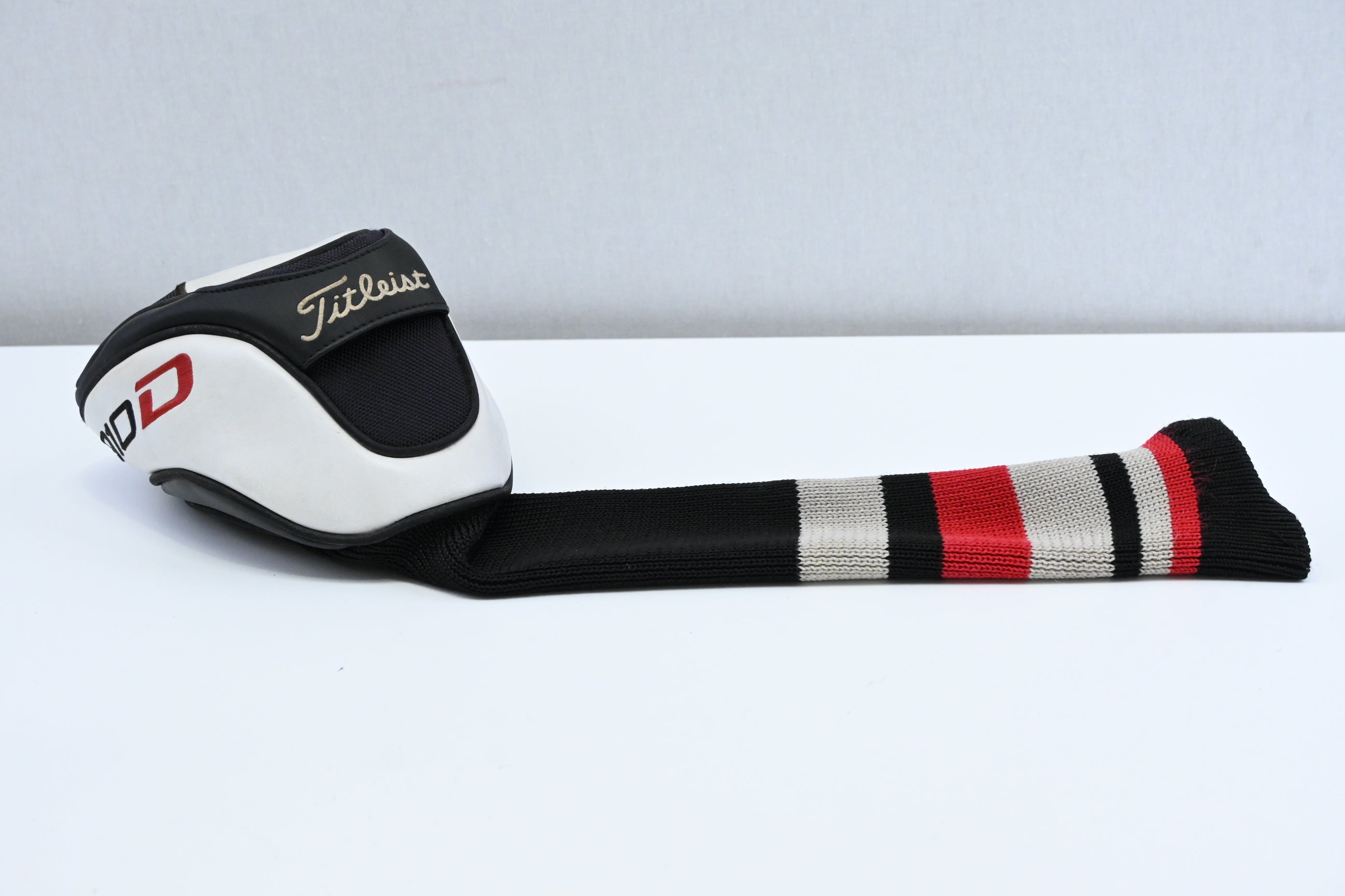 Titleist 910 D3 Driver / 9.5 Degree / Stiff Flex Diamana ilima 61 Shaft