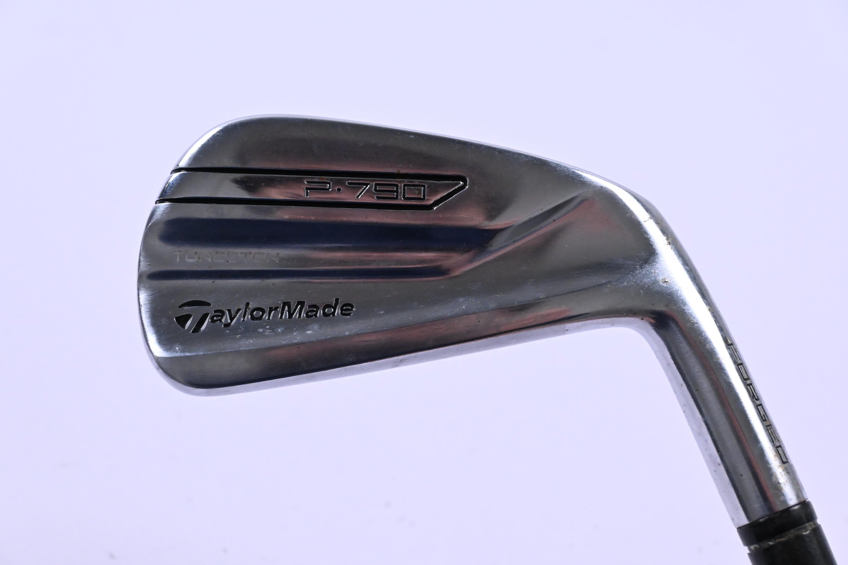 Taylormade P790 UDI 2017 #2 Iron / 17 Degree / Stiff Flex Dynamic Gold 105 S300