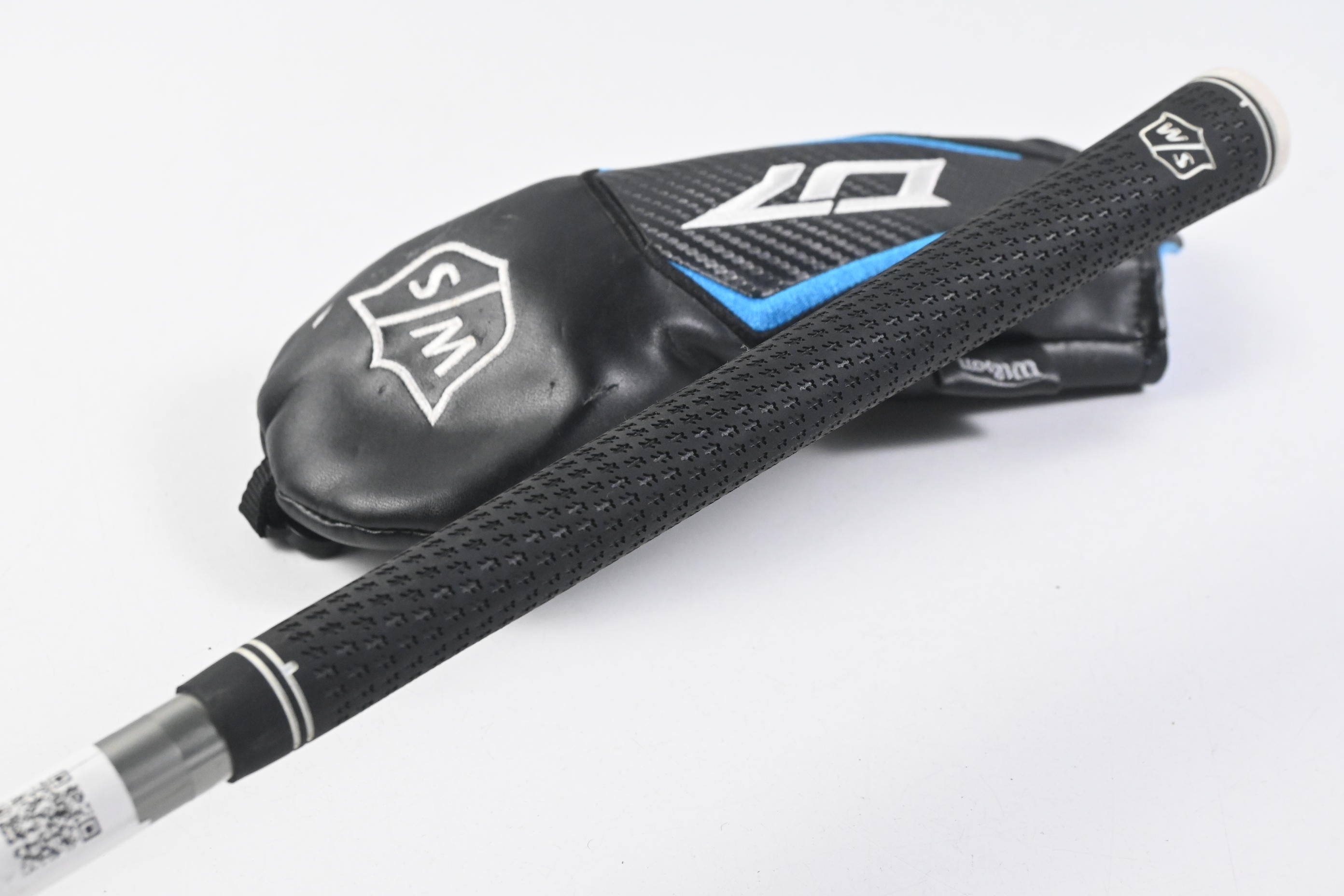 Wilson Staff D7 #3 Hybrid / 19 Degree / Regular Flex Recoil 460 Shaft