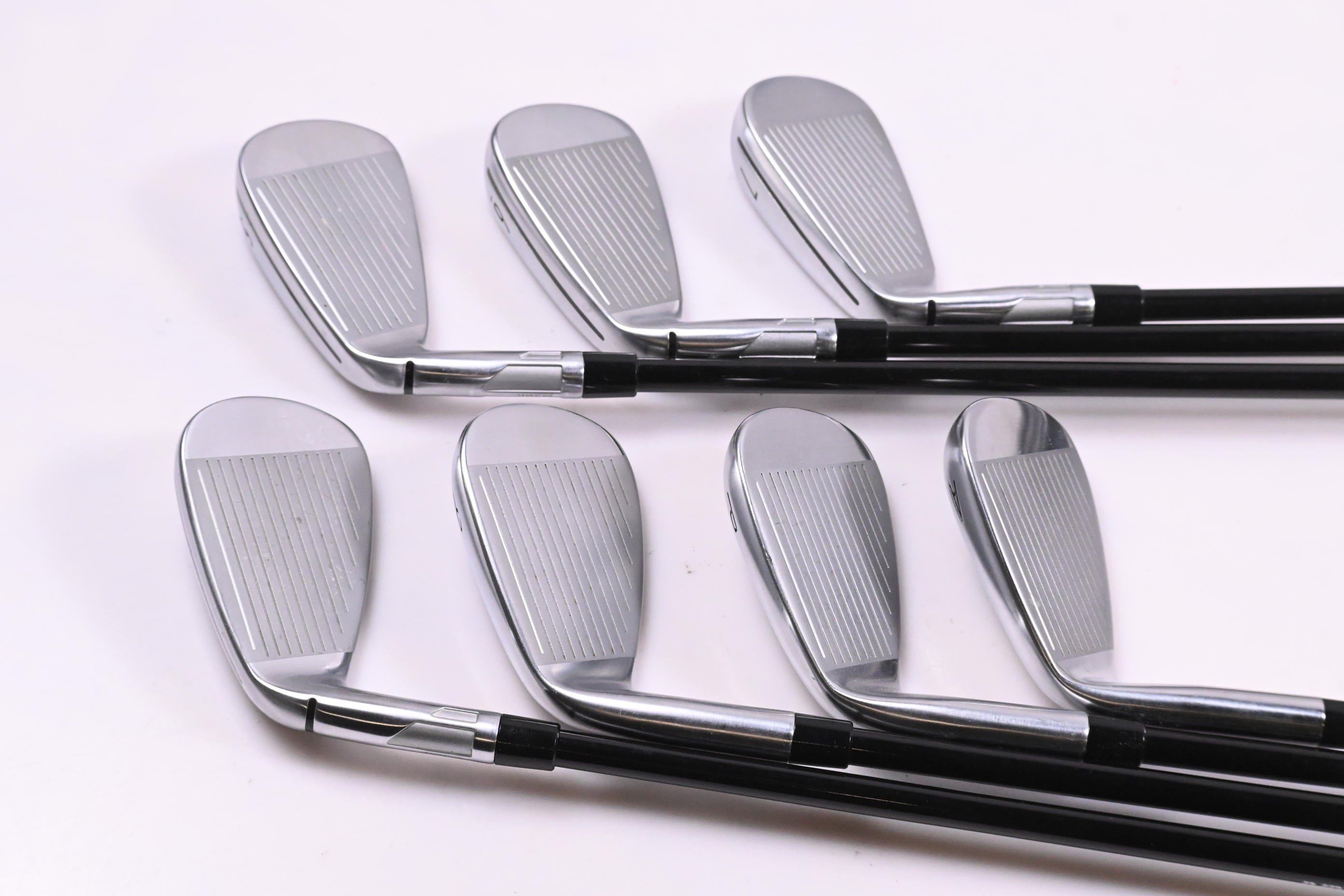 Taylormade Qi Irons / 5-PW+GW / Regular Flex Ventus TR Blue 6 Shafts