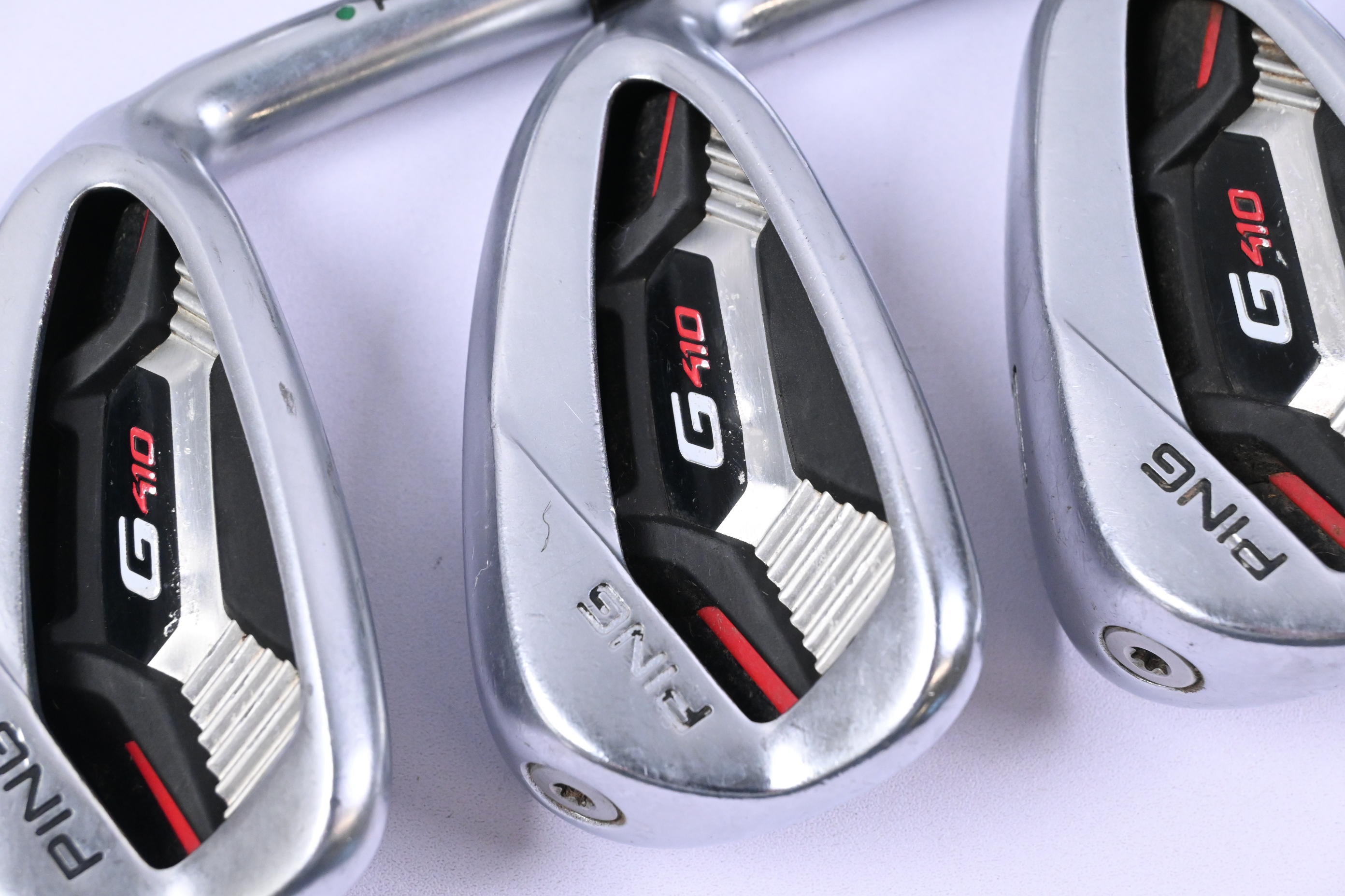 Ping G410 Irons / 5-PW+SW / Green Dot / Regular Flex Dynamic Gold 105 Shafts