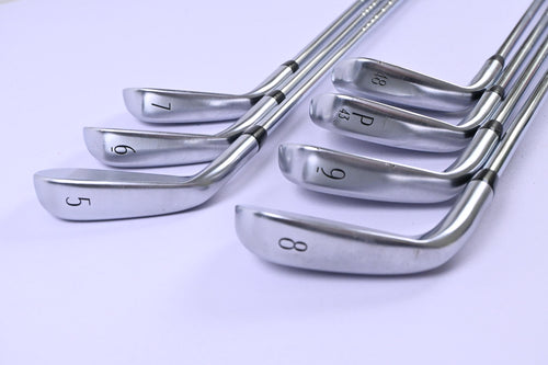 Titleist T350 2025 Irons / 5-PW+GW / Stiff Flex True Temper AMT Red Shafts