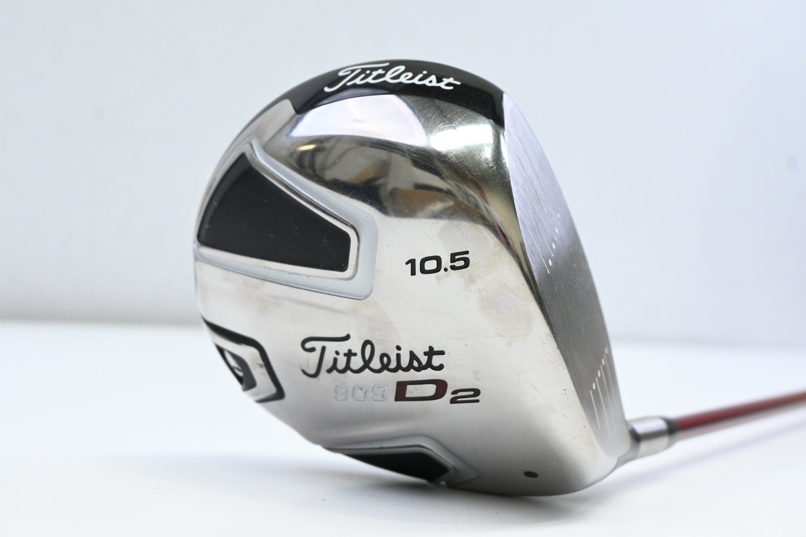 Titleist 909 D2 Driver / 10.5 Degree / Stiff Flex Matrix Ozik Xcon-6