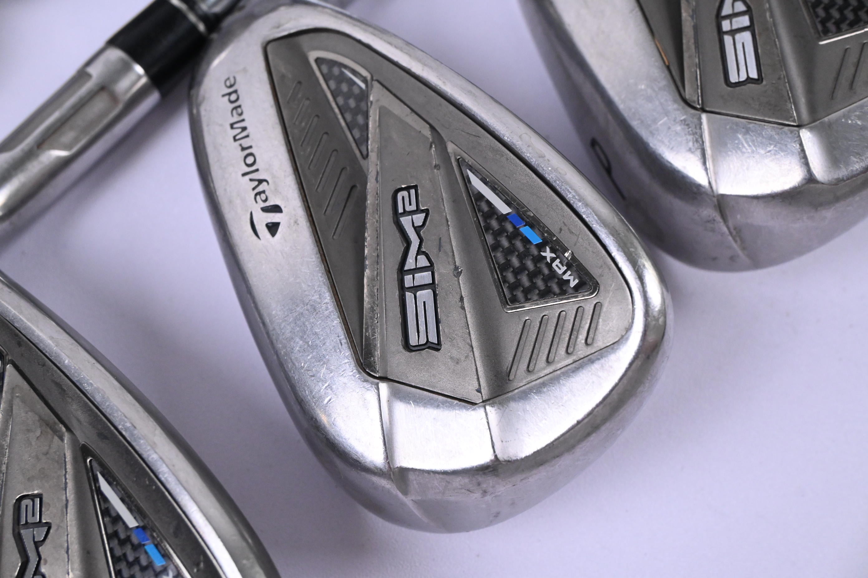 Taylormade SIM2 Max Irons / 5-PW / Stiff Flex KBS Max MT 85 Shafts