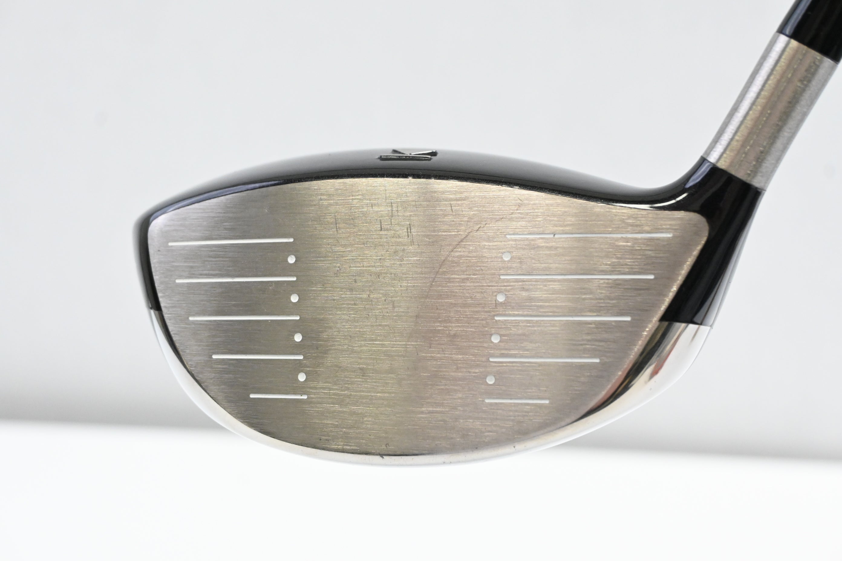 Titleist 909 D2 Driver / 10.5 Degree / Stiff Flex Matrix Ozik Xcon-6
