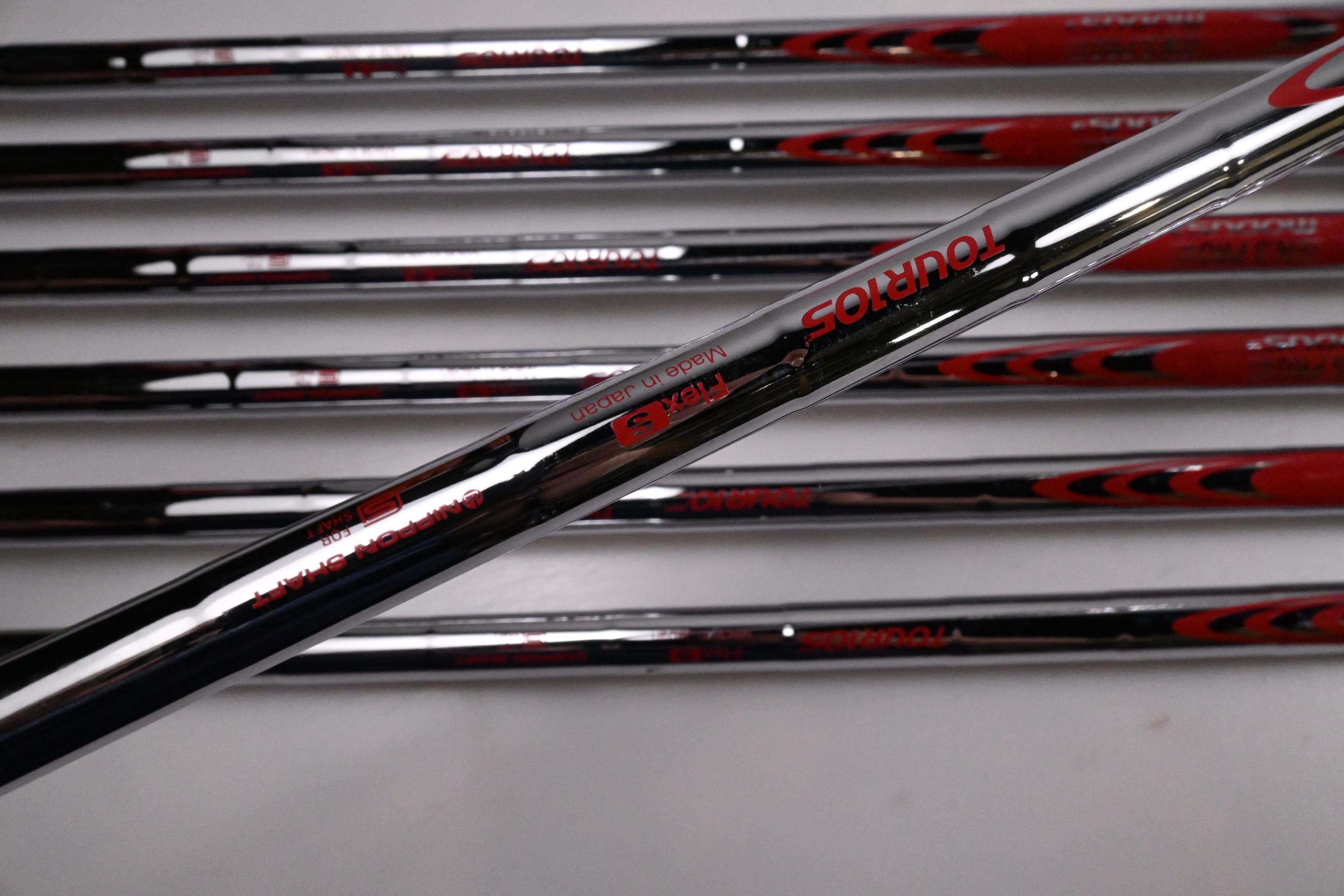Callaway Paradym Irons / 5-PW+GW / Stiff Flex N.S.Pro Modus³ Tour 105 Shafts