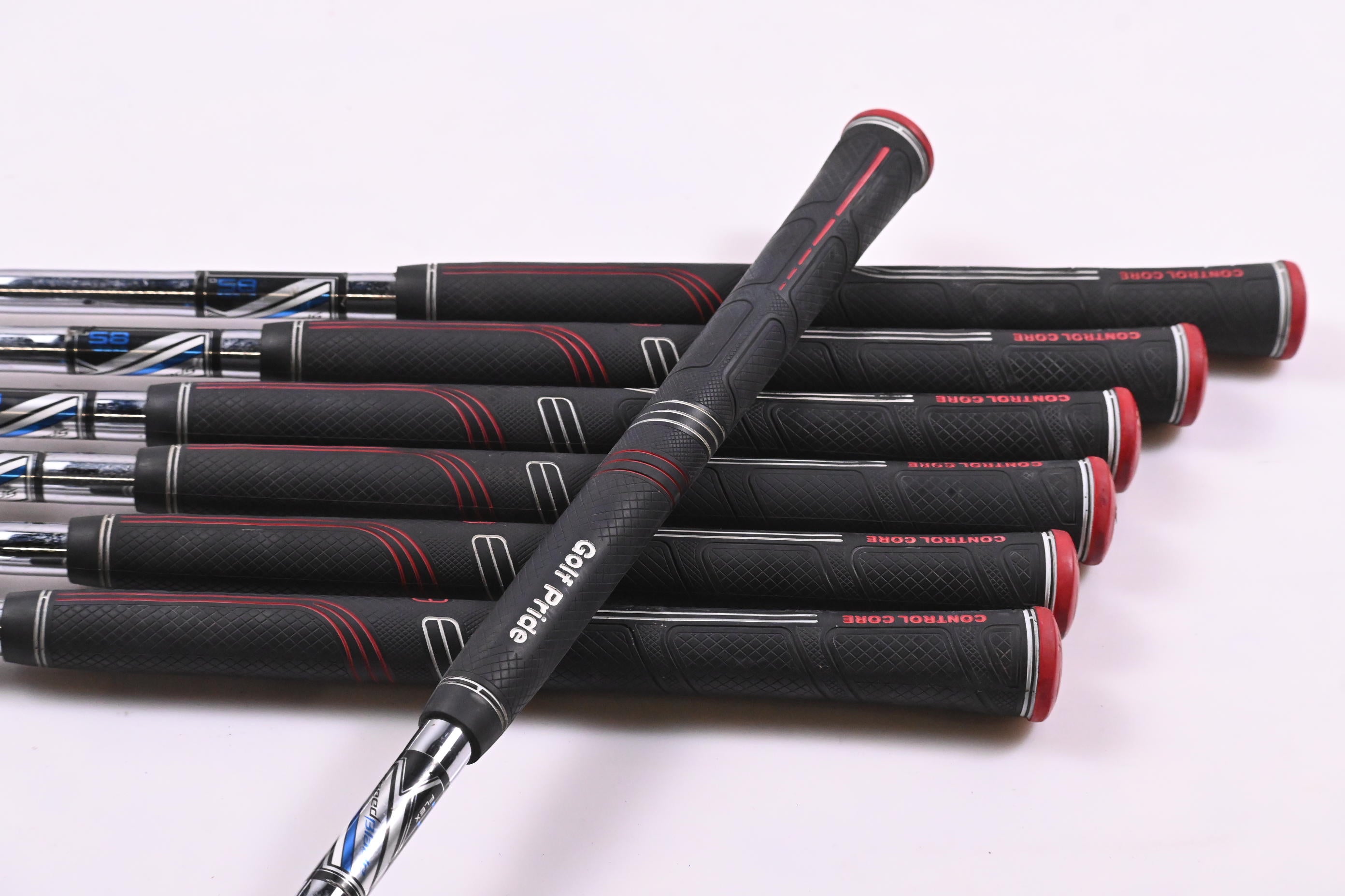 Left Hand Taylormade Speedblade Irons / 5-PW+SW / Regular Flex SpeedBlade 85