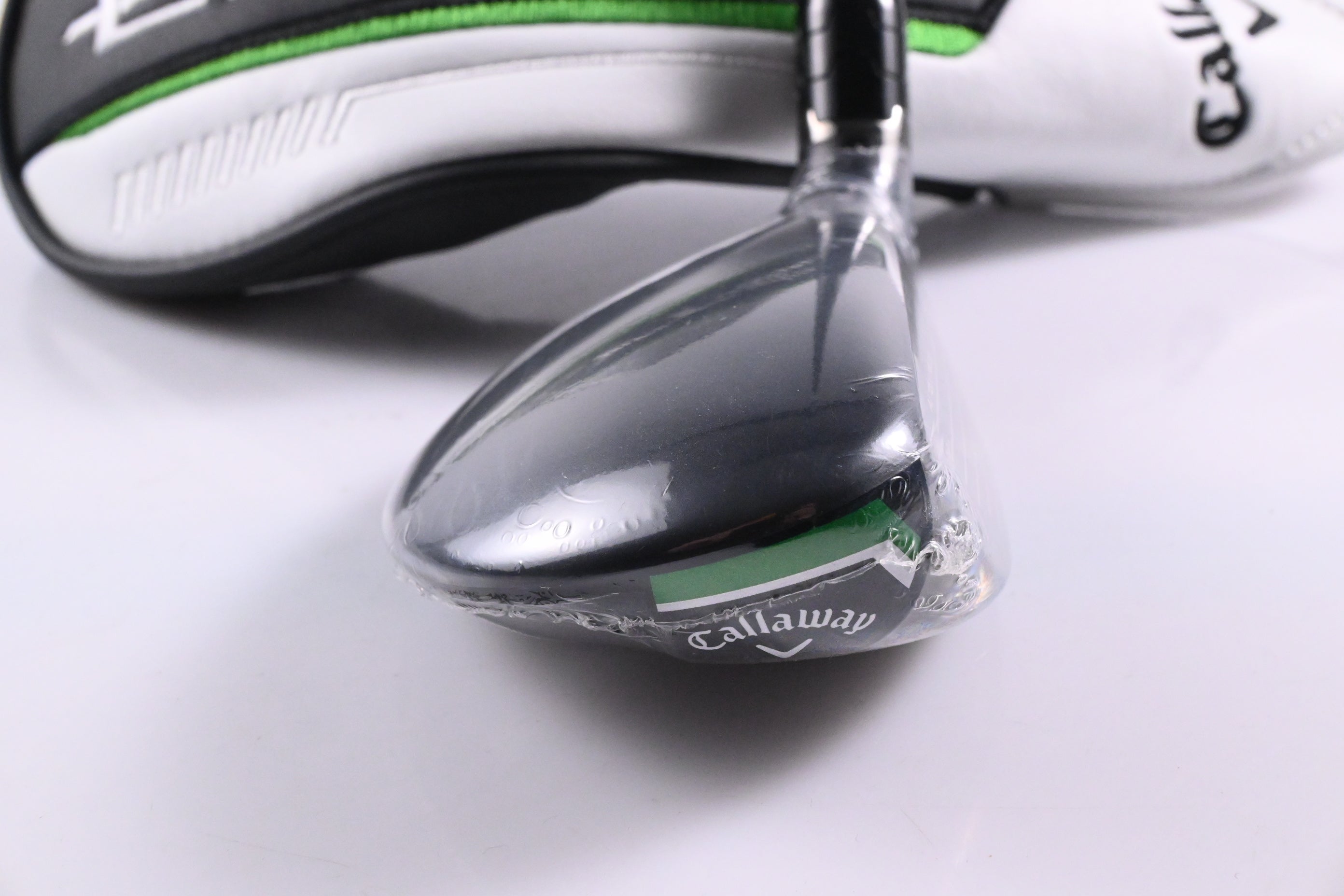 Callaway Elyte #4 Hybrid / 22 Degree / Regular Flex Denali Charcoal 60 Shaft