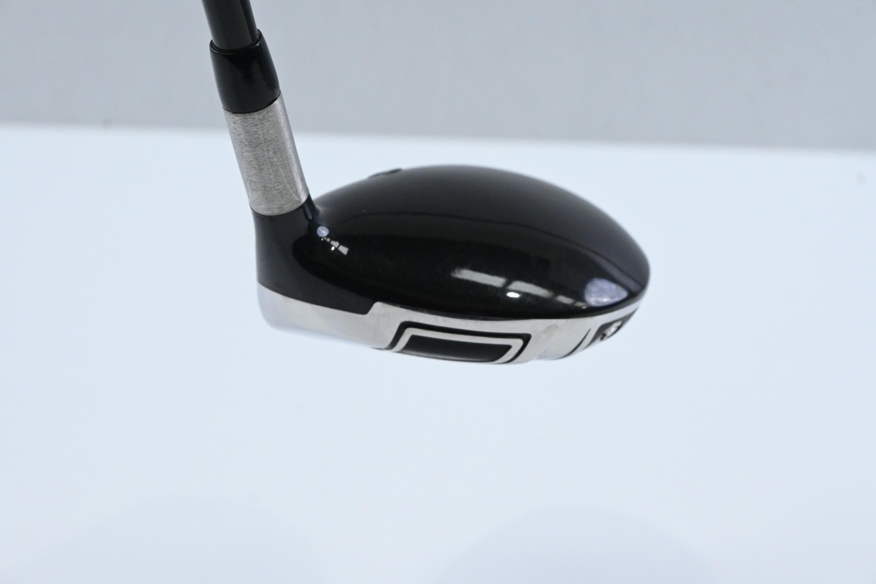 Titleist 909 F3 #3 Wood / 15 Degree / X-Flex Fit Onl-11 Shaft