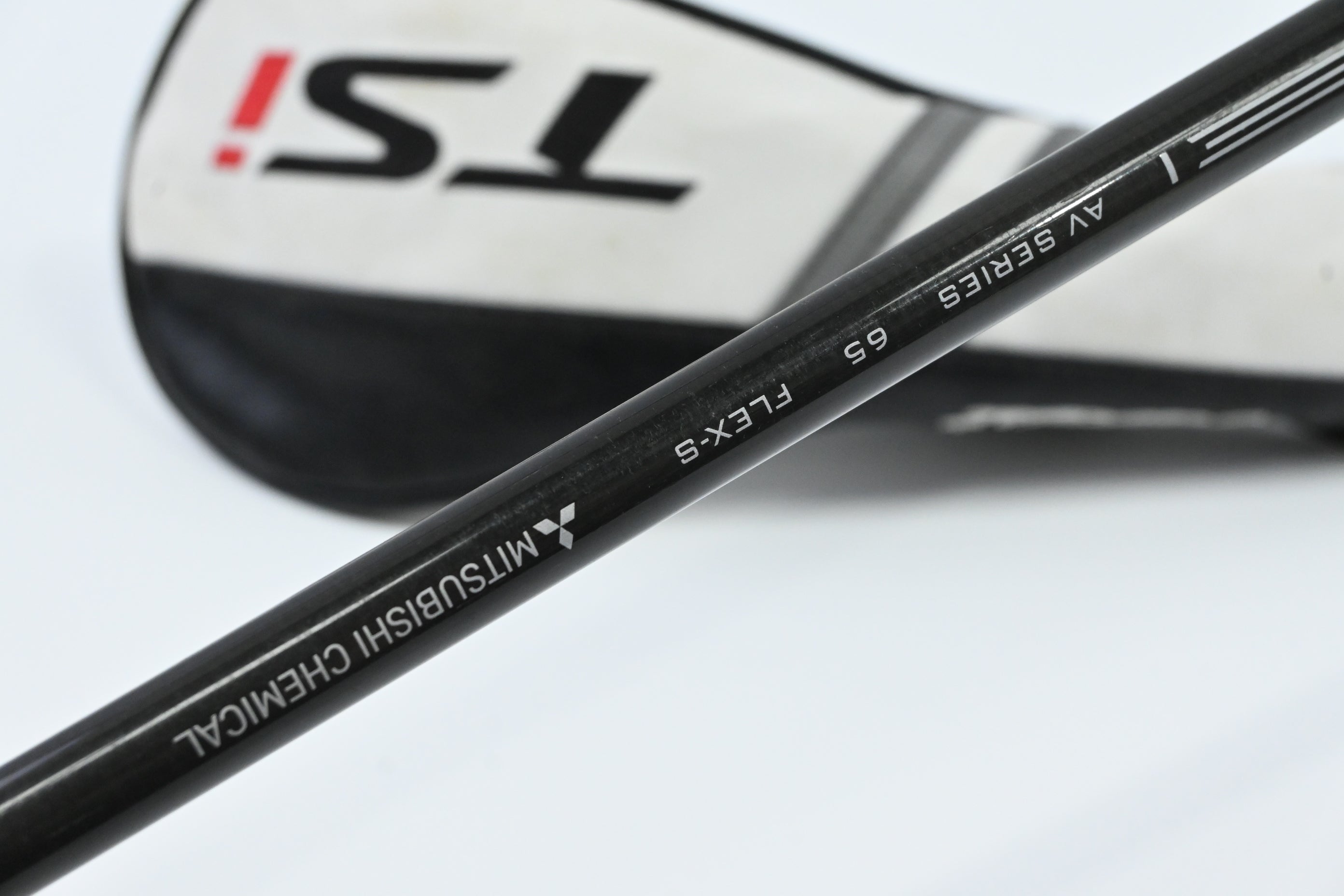 Titleist TSi2 #3 Wood / 15 Degree / Stiff Flex Tensei AV Raw Blue 65 Shaft