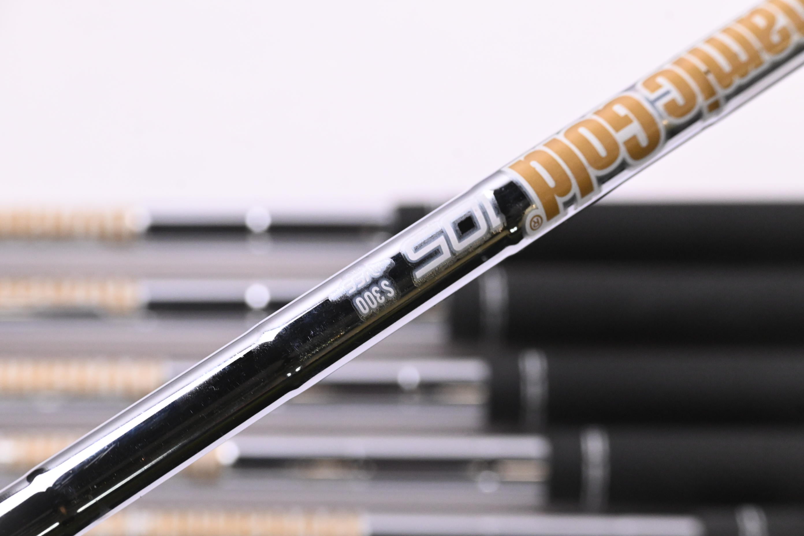 Taylormade Stealth Irons / 5-PW / Stiff Flex Dynamic Gold 105 S300 Shafts