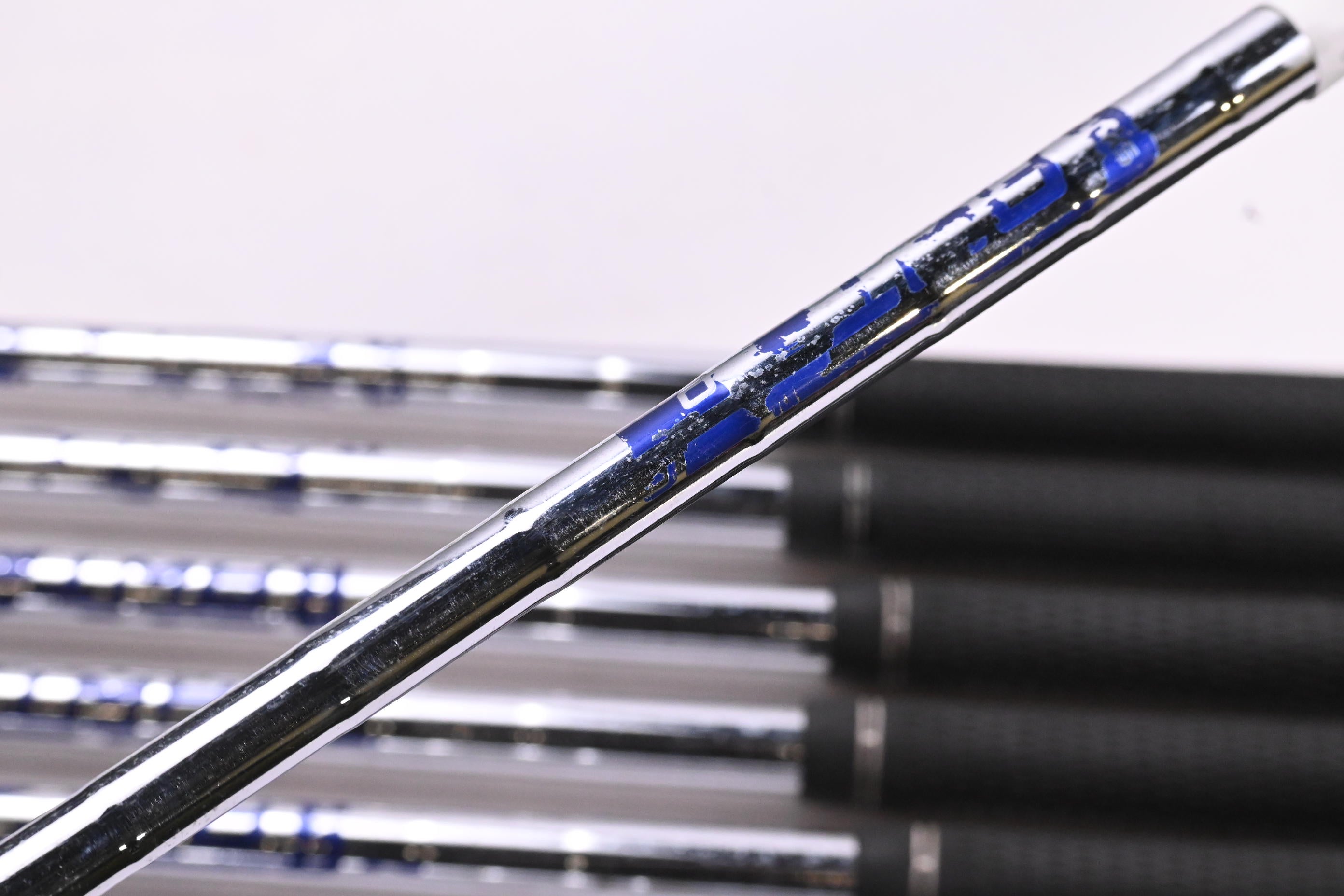 Ping G400 Irons / 6-PW+UW+SW+LW / Blue Dot / Regular Flex Ping AWT 2.0 Shafts