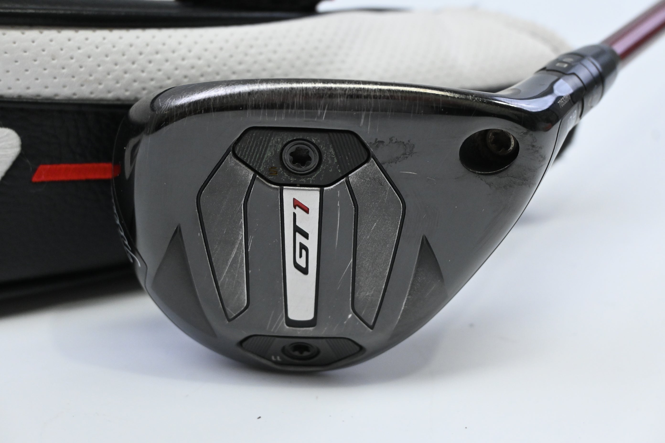 Titleist GT1 #6 Hybrid / 26 Degree / Regular Flex Denali Red 60 Shaft