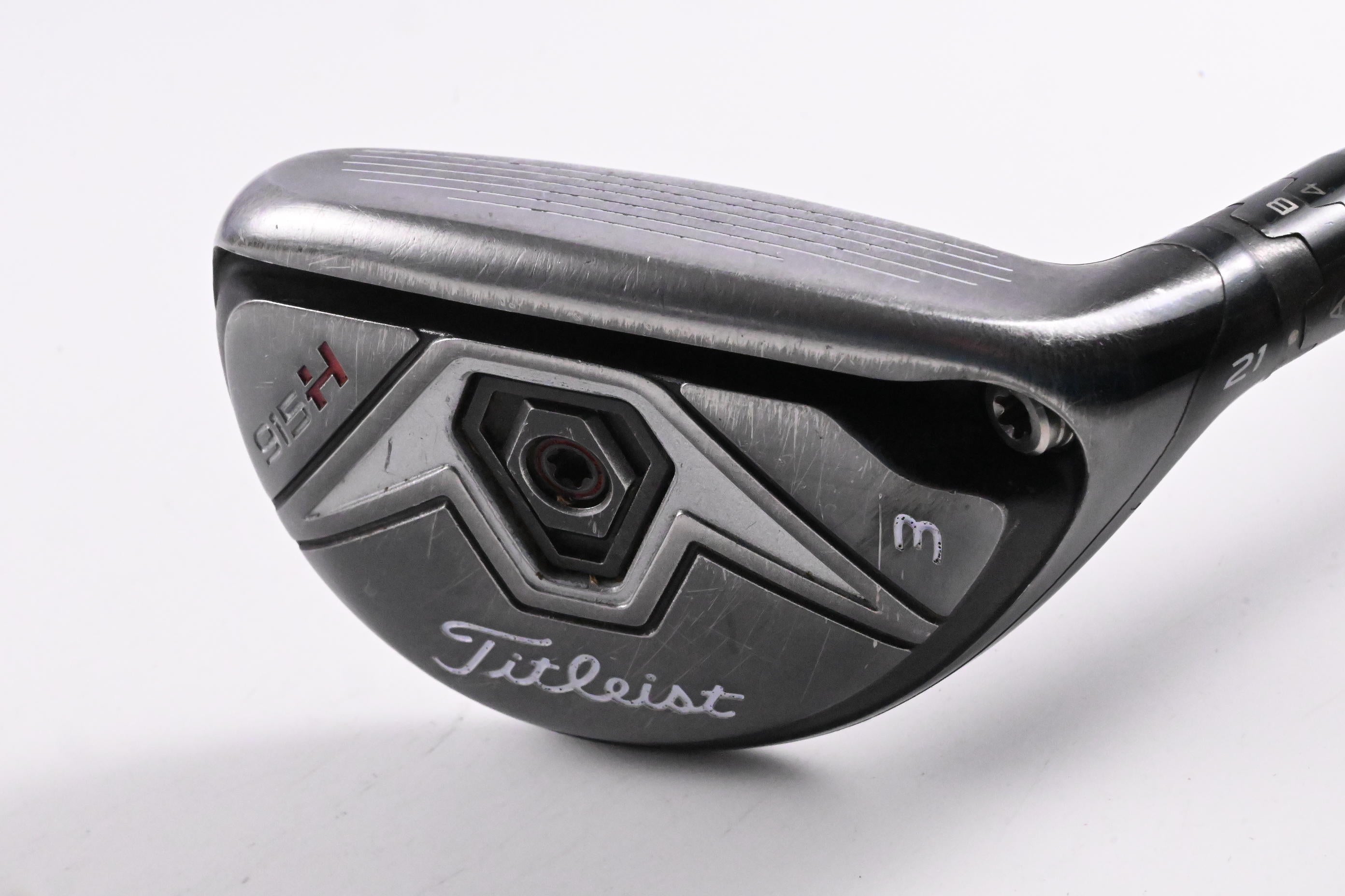 Titleist 915H #3 Hybrid / 21 Degree / Stiff Flex Aldila Rogue Silver 85 Shaft