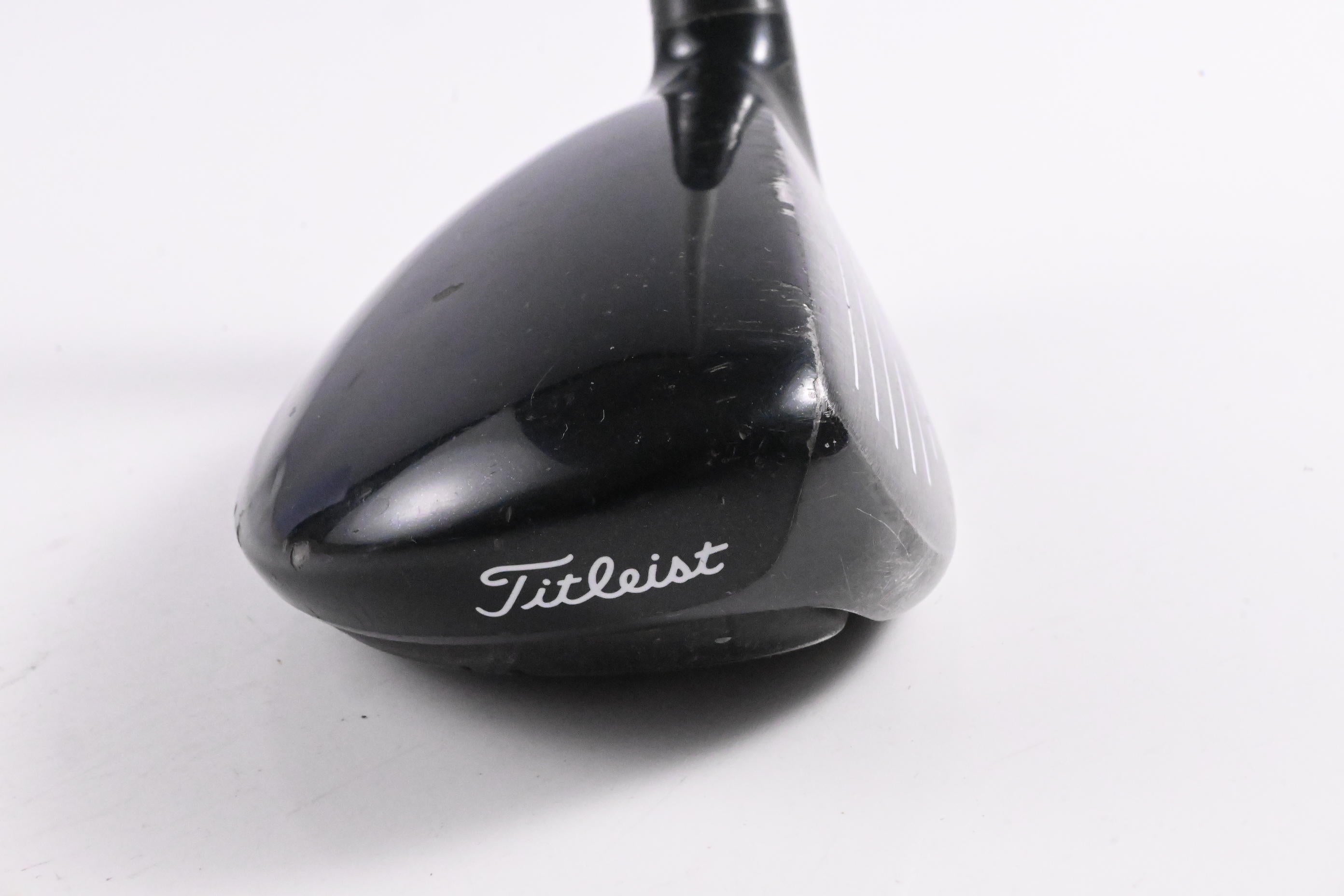 Titleist 915H #3 Hybrid / 21 Degree / Stiff Flex Aldila Rogue Silver 85 Shaft