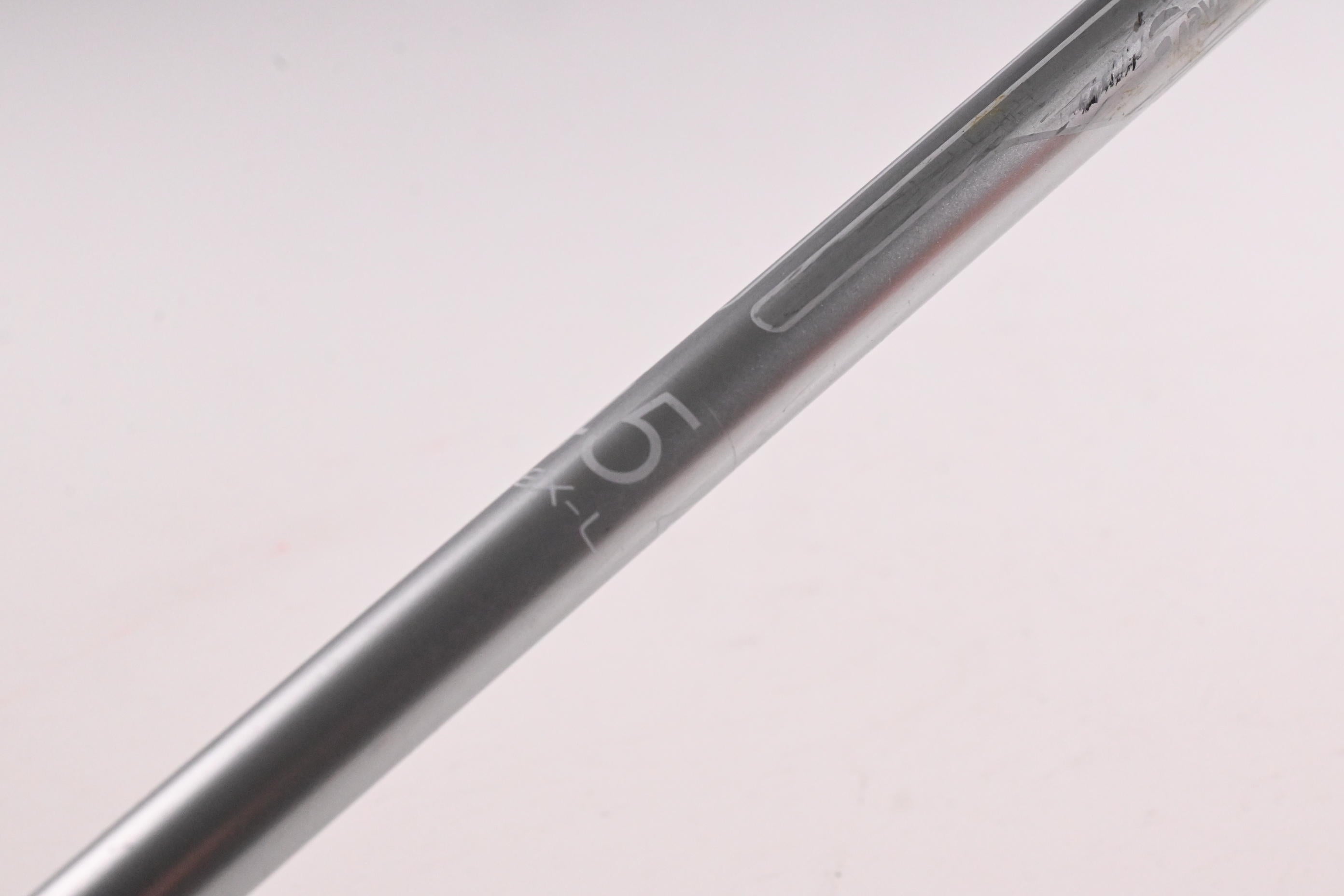 Ladies Taylormade M2 2017 #6 Hybrid / 28 Degree / Ladies Flex REAX 45 Shaft