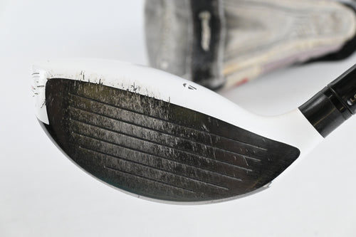 Taylormade R11 #3 Wood / 15 Degree / Regular Flex Fujikura Blur 60 Shaft