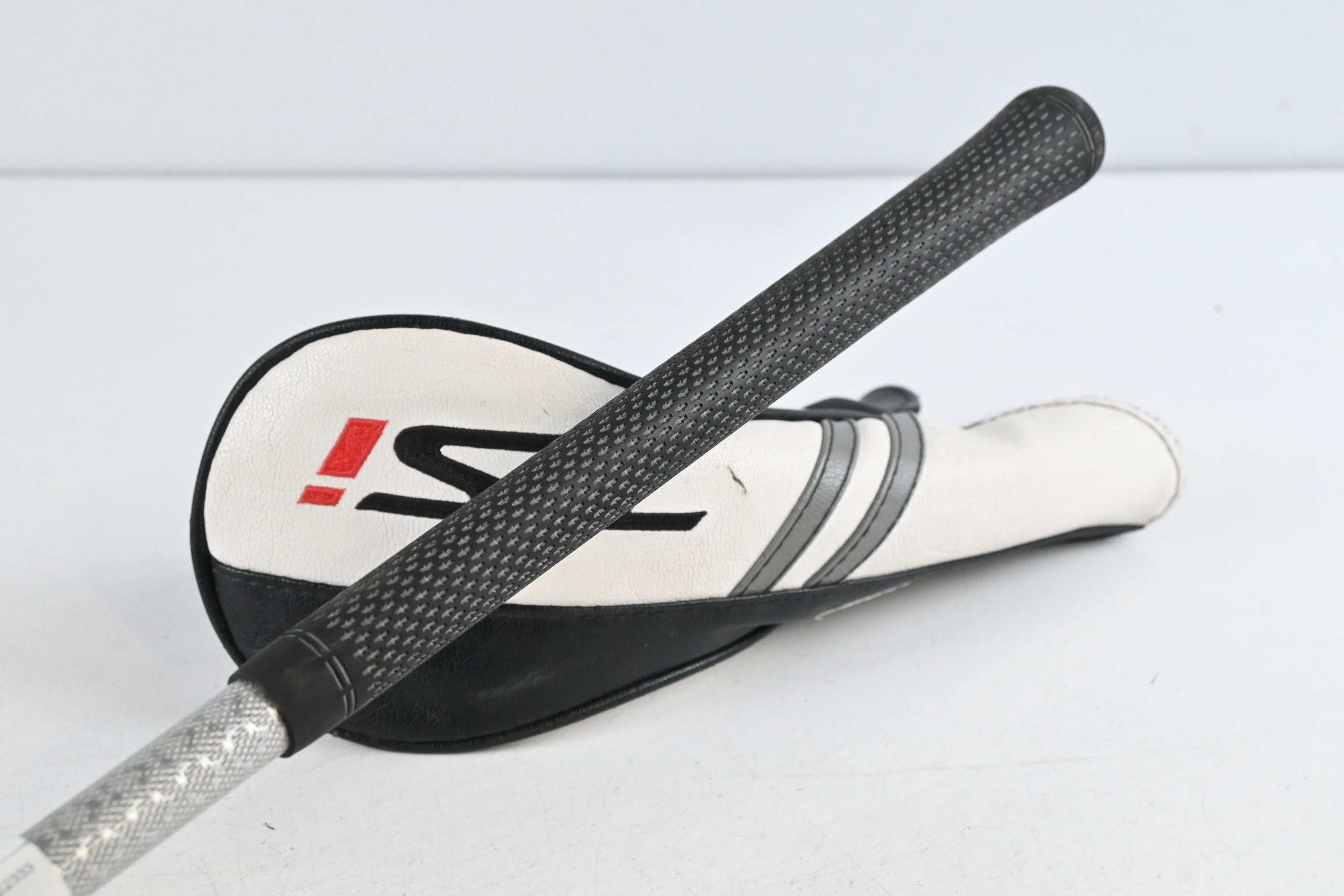 Titleist TSi3 #3 Wood / 15 Degree / Stiff Flex Tensei AV Raw Blue 65 Shaft