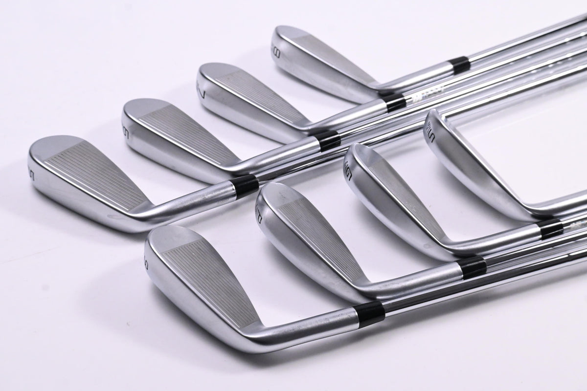 Cleveland Zipcore XL Irons / 5-PW+GW+SW / Regular Flex KBS Tour Lite Shafts