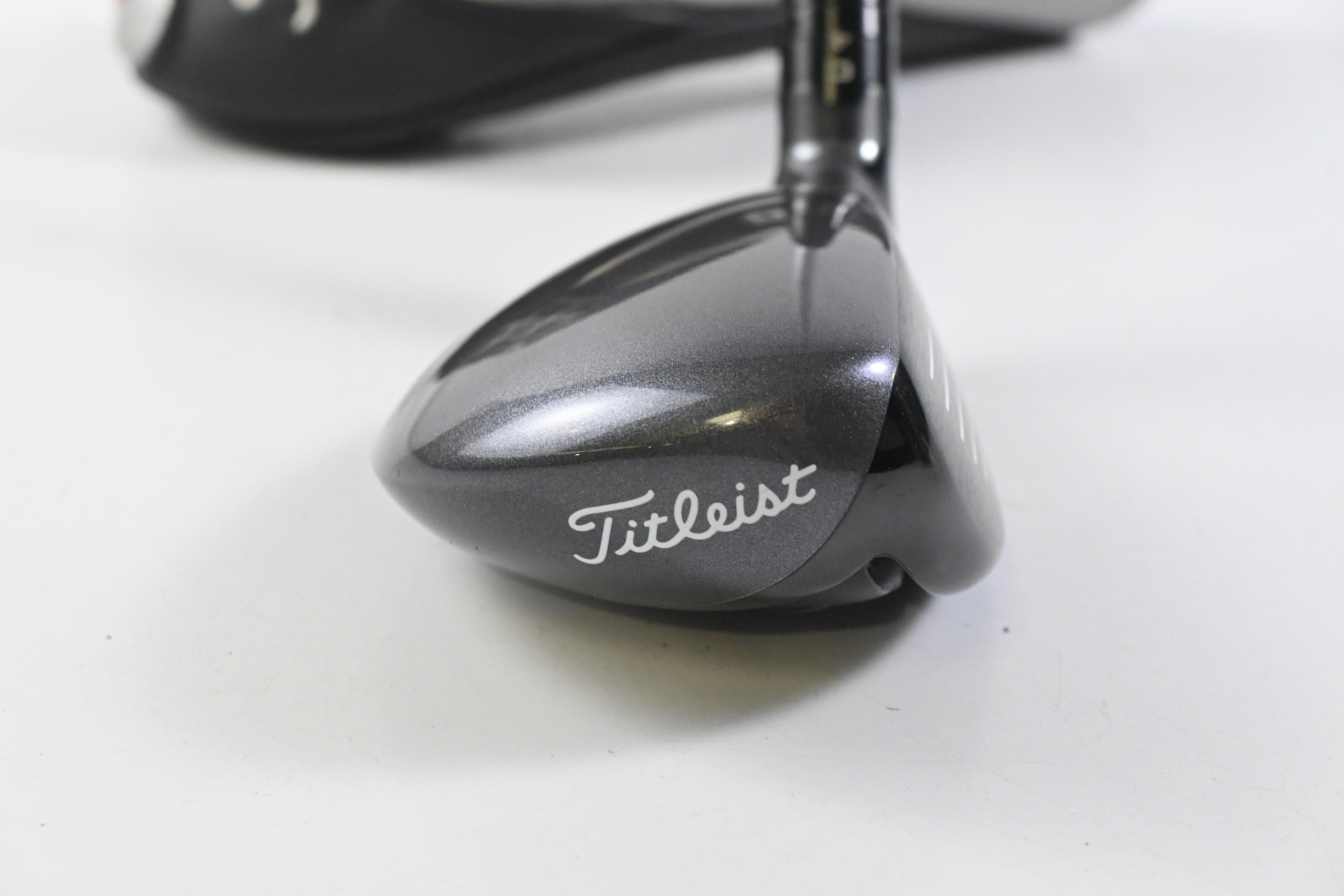 Titleist 816 H1 #4 Hybrid / 23 Degree / Stiff Flex Aldila Rogue 95 MSI Black 85