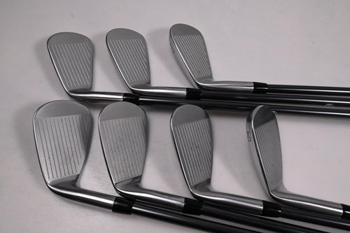 Titleist T250* 2025 Irons / 5-PW+52° / Regular Flex MMT AMC Red 65 Shafts