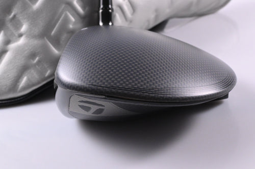 Left Hand Taylormade Qi35 Driver / 10.5 Degree / Regular Flex Air Speeder 50