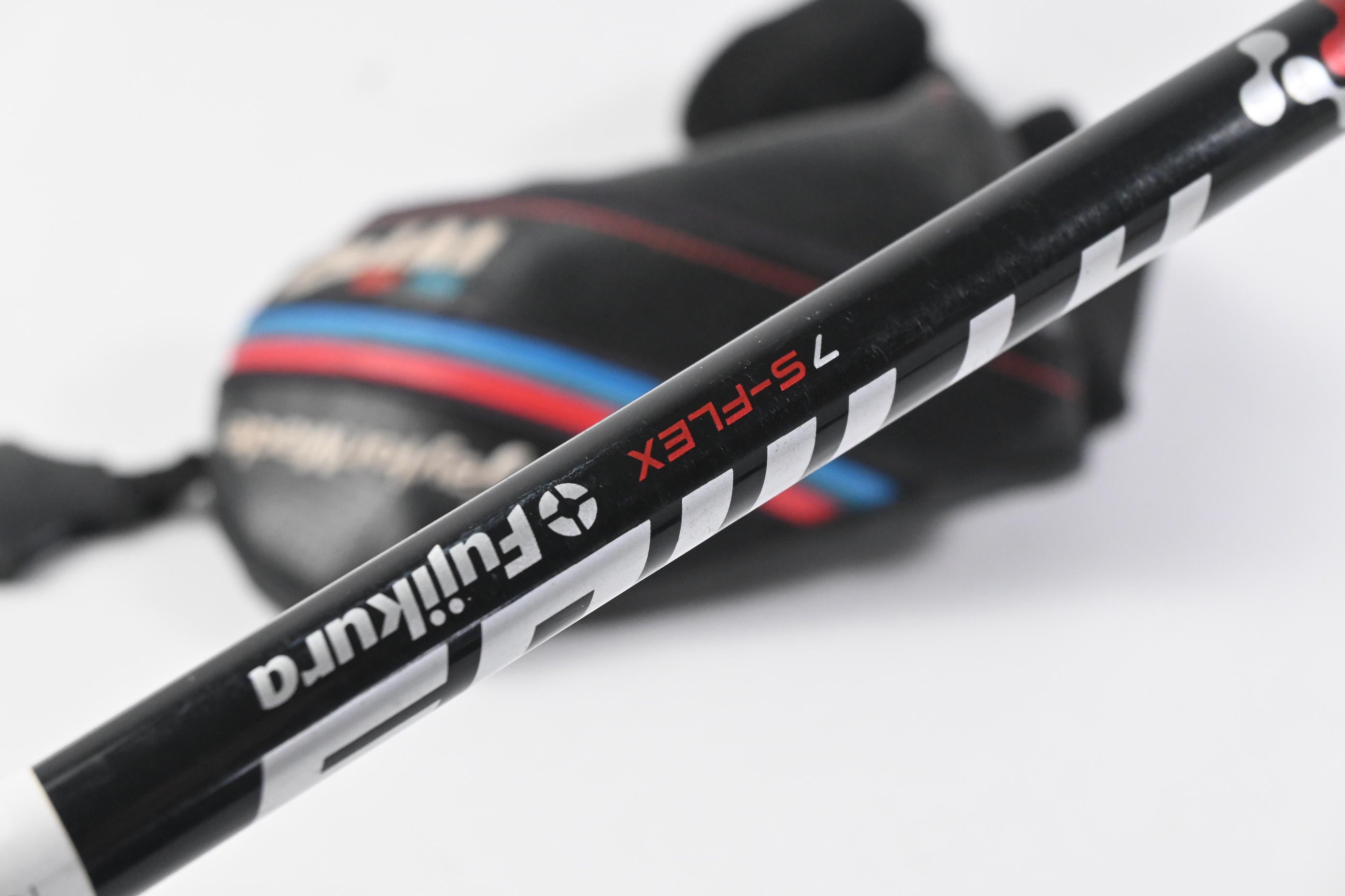 Taylormade M4 #4 Hybrid / 22 Degree / Stiff Flex Fujikura Atmos Red 7 Shaft