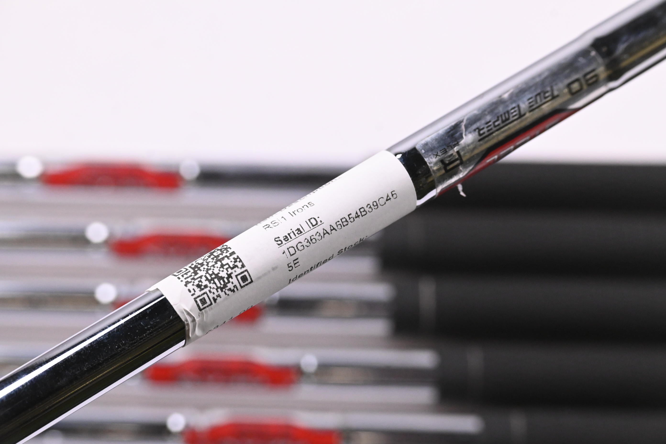 Taylormade RSi1 Irons / 5-PW+GW+SW / Regular Flex Reax 90 Shafts
