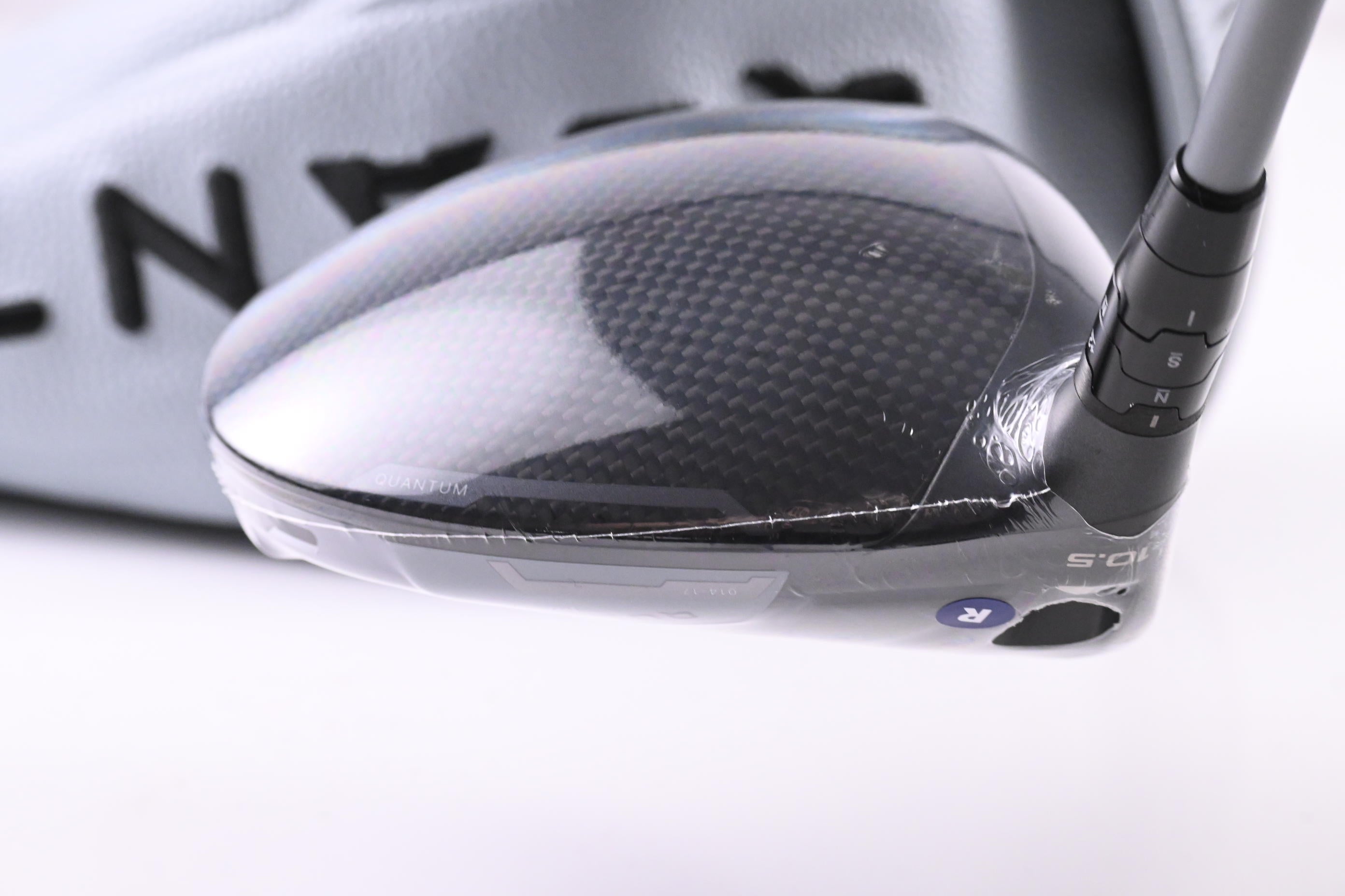 Left Hand Callaway Quantum Max Driver / 10.5 Degree / Regular Flex Denali Frost
