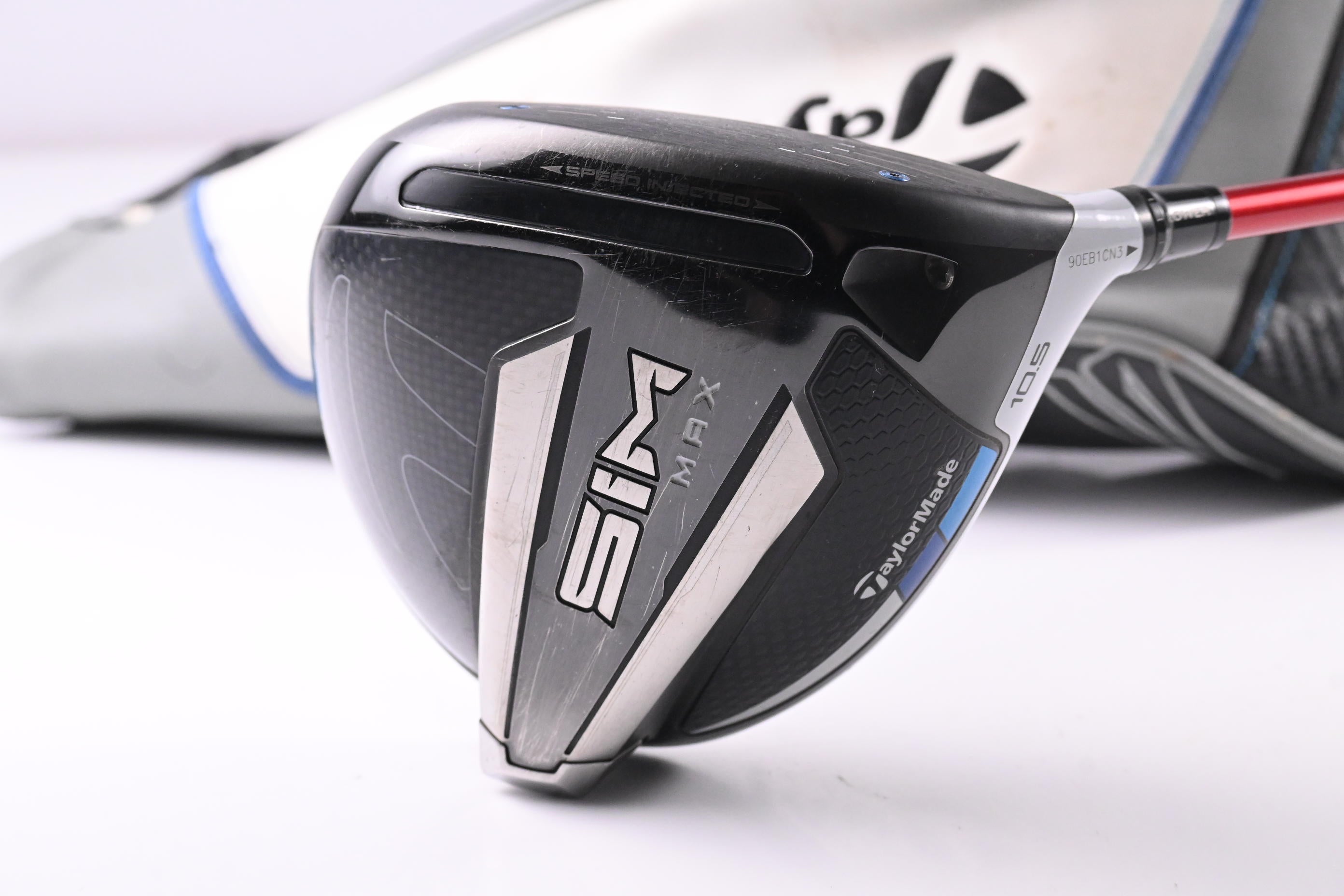 Taylormade SIM Max Driver / 10.5 Degree / Regular Flex Ventus Red 5 Shaft