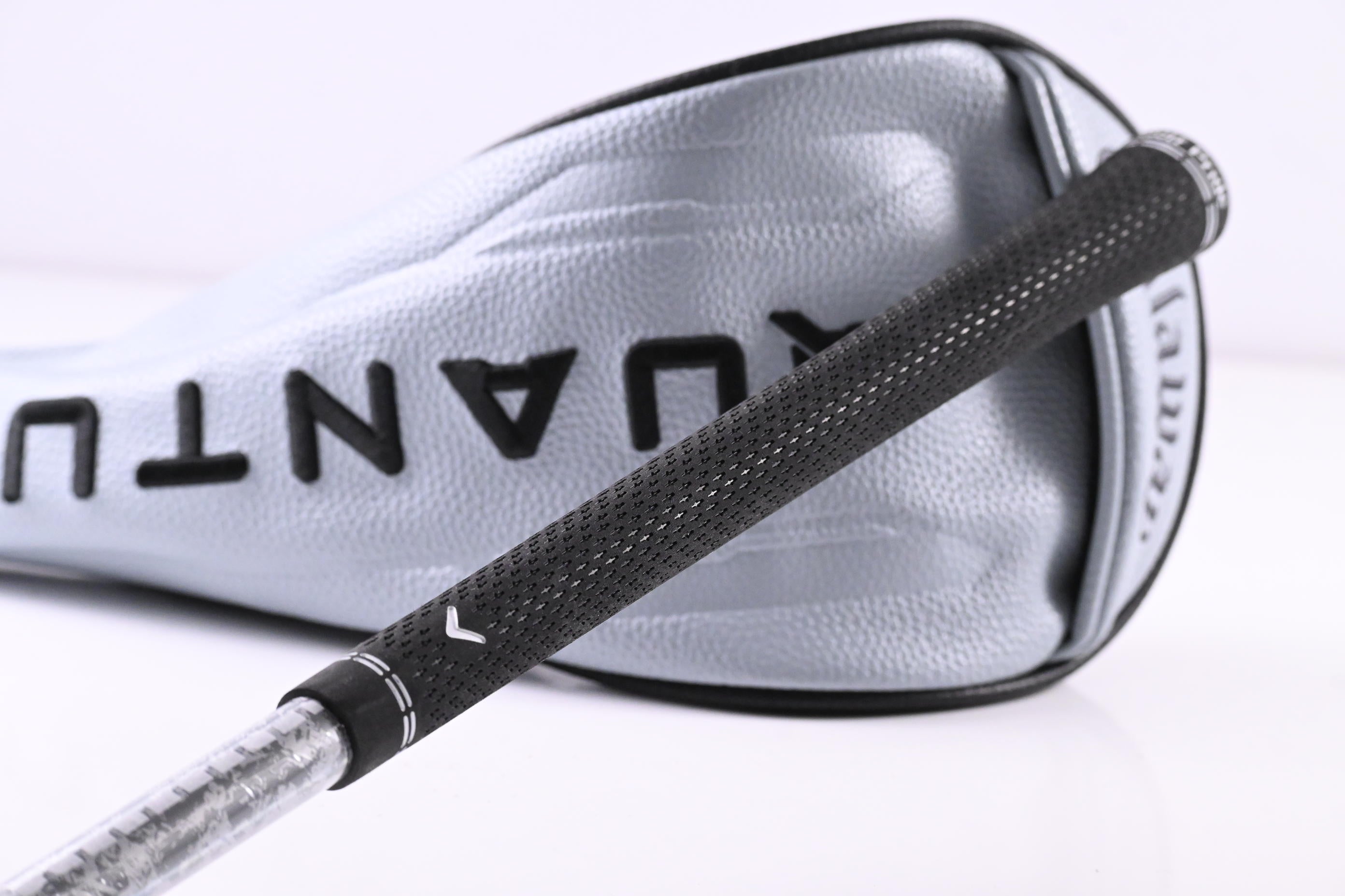 Left Hand Callaway Quantum Max Driver / 10.5 Degree / Regular Flex Denali Frost