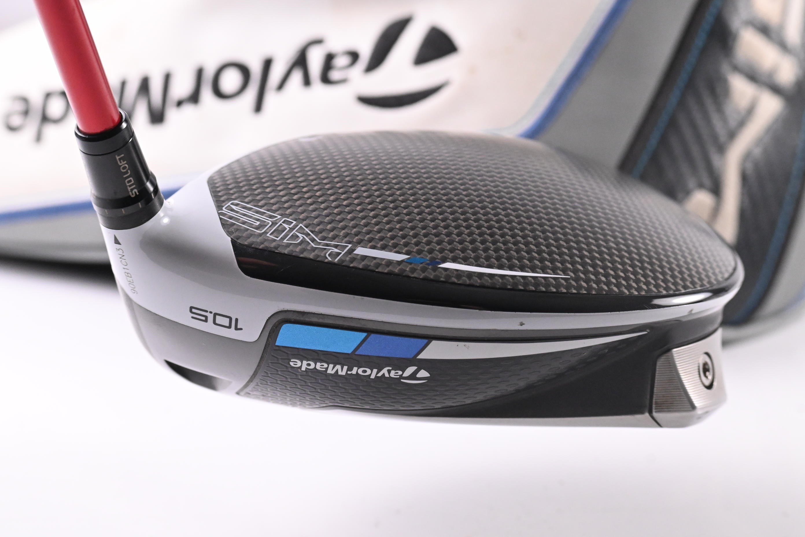 Taylormade SIM Max Driver / 10.5 Degree / Regular Flex Ventus Red 5 Shaft