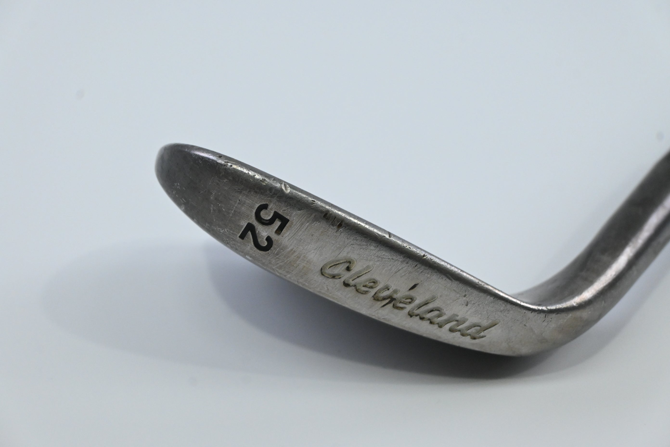 Cleveland CG10 Gap Wedge / 52 Degree / Wedge Flex Dynamic Gold