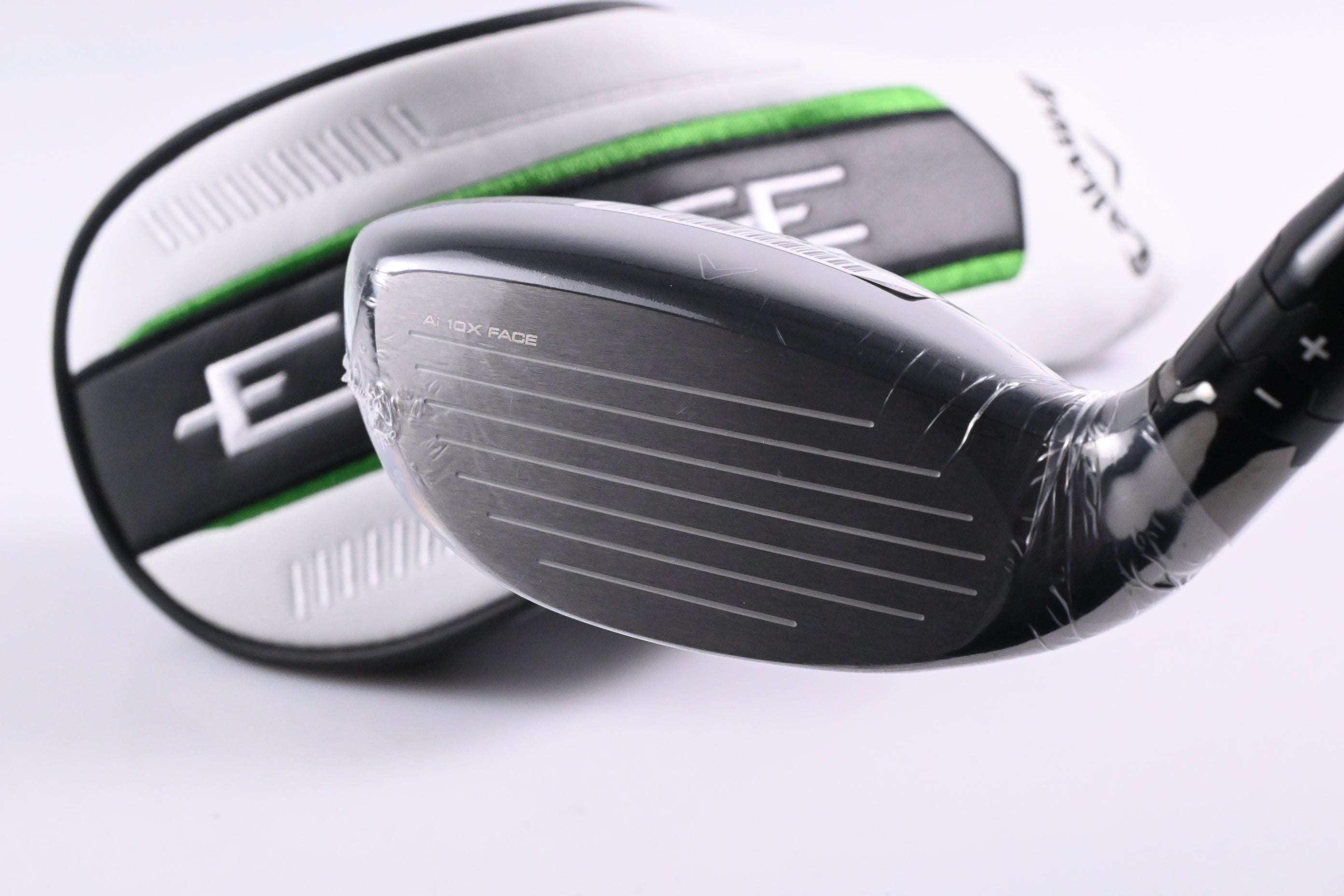 Callaway Elyte X #4 Hybrid / 21 Degree / Regular Flex Denali Charcoal 60 Shaft