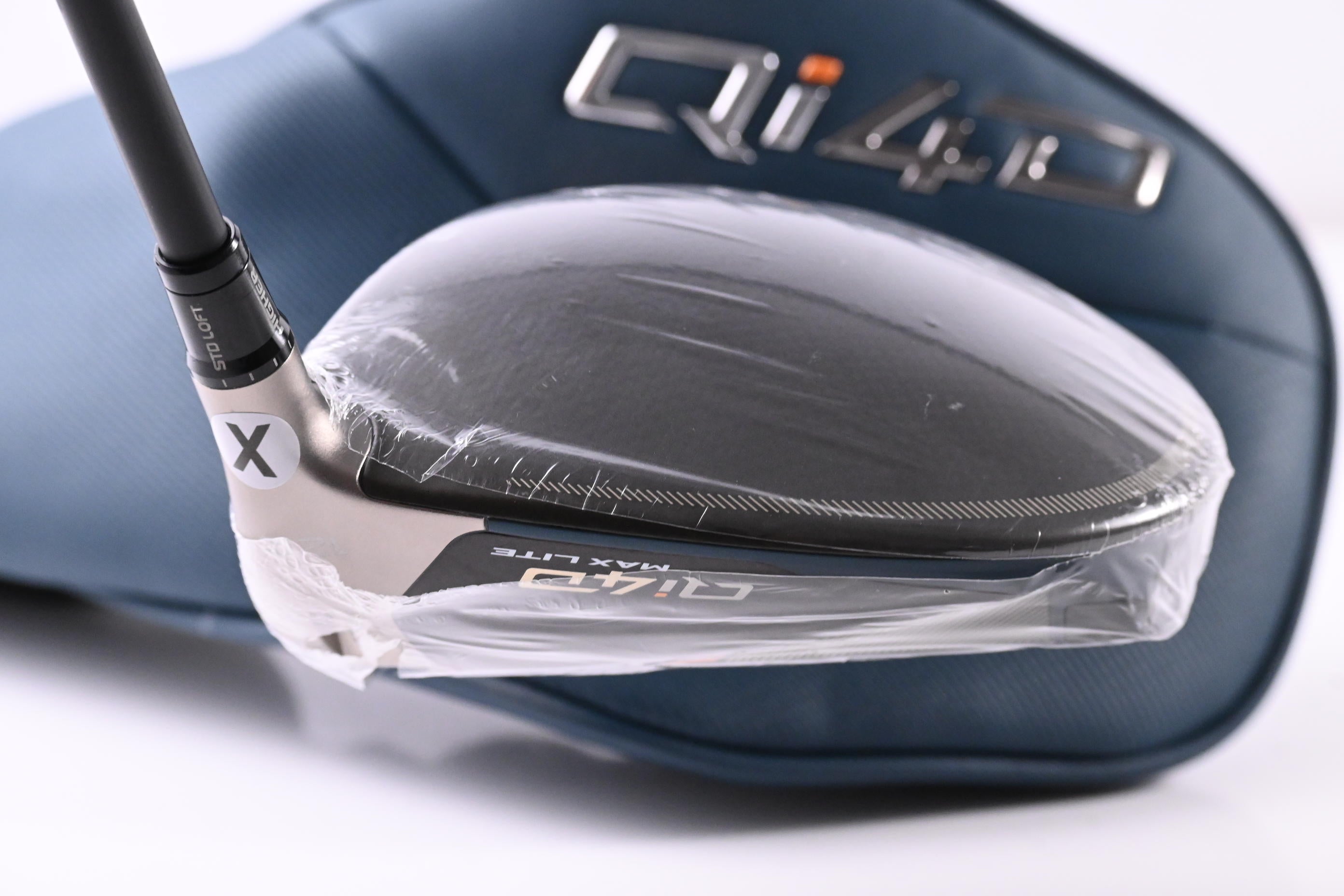 Taylormade Qi4D Max Lite Driver / 12 Degree / X-Flex Kai'li Dark Waves White 60