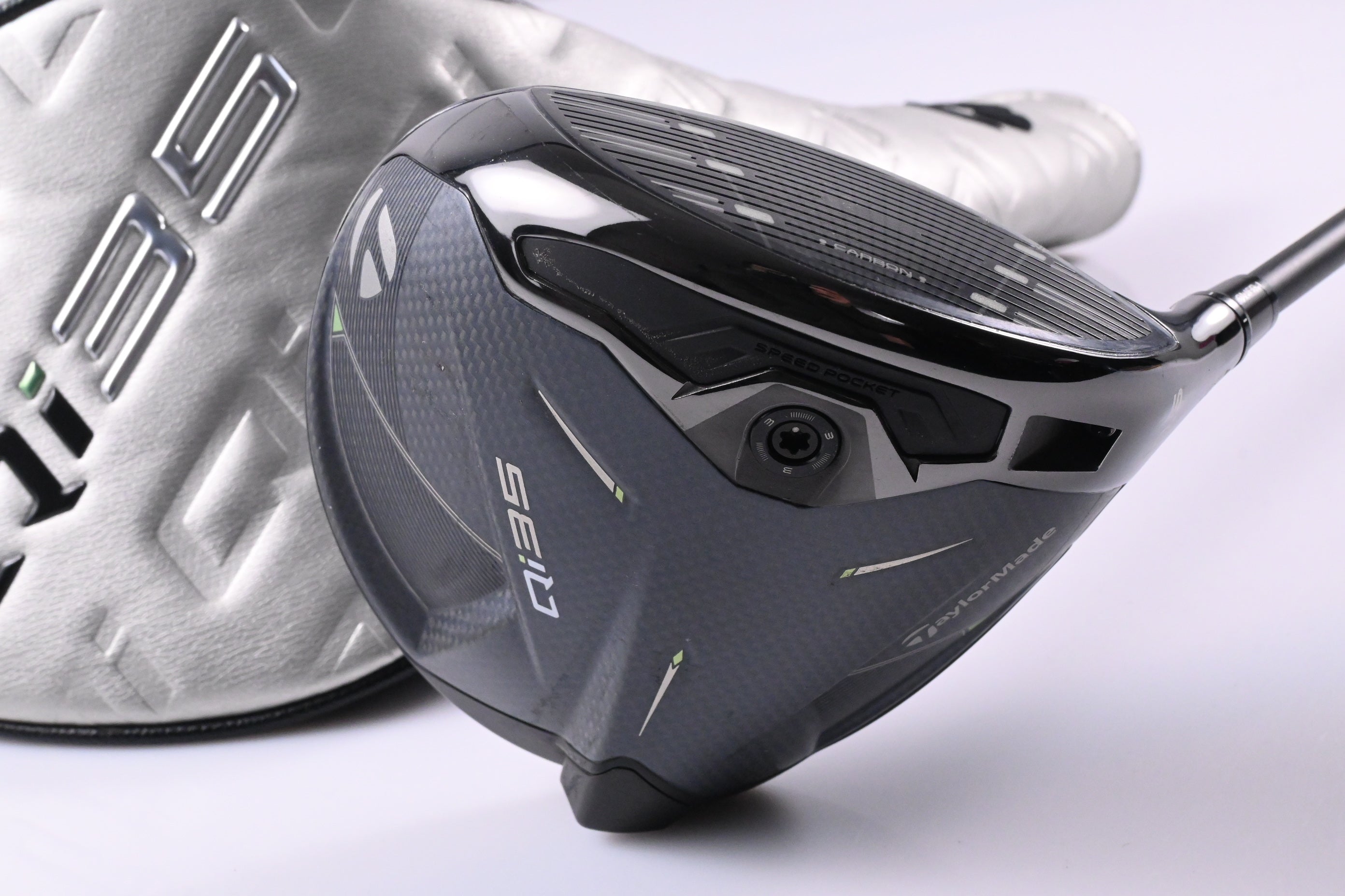 Taylormade Qi35 Driver / 10.5 Degree / Regular Flex Fujikura Ventus Blue '25 5