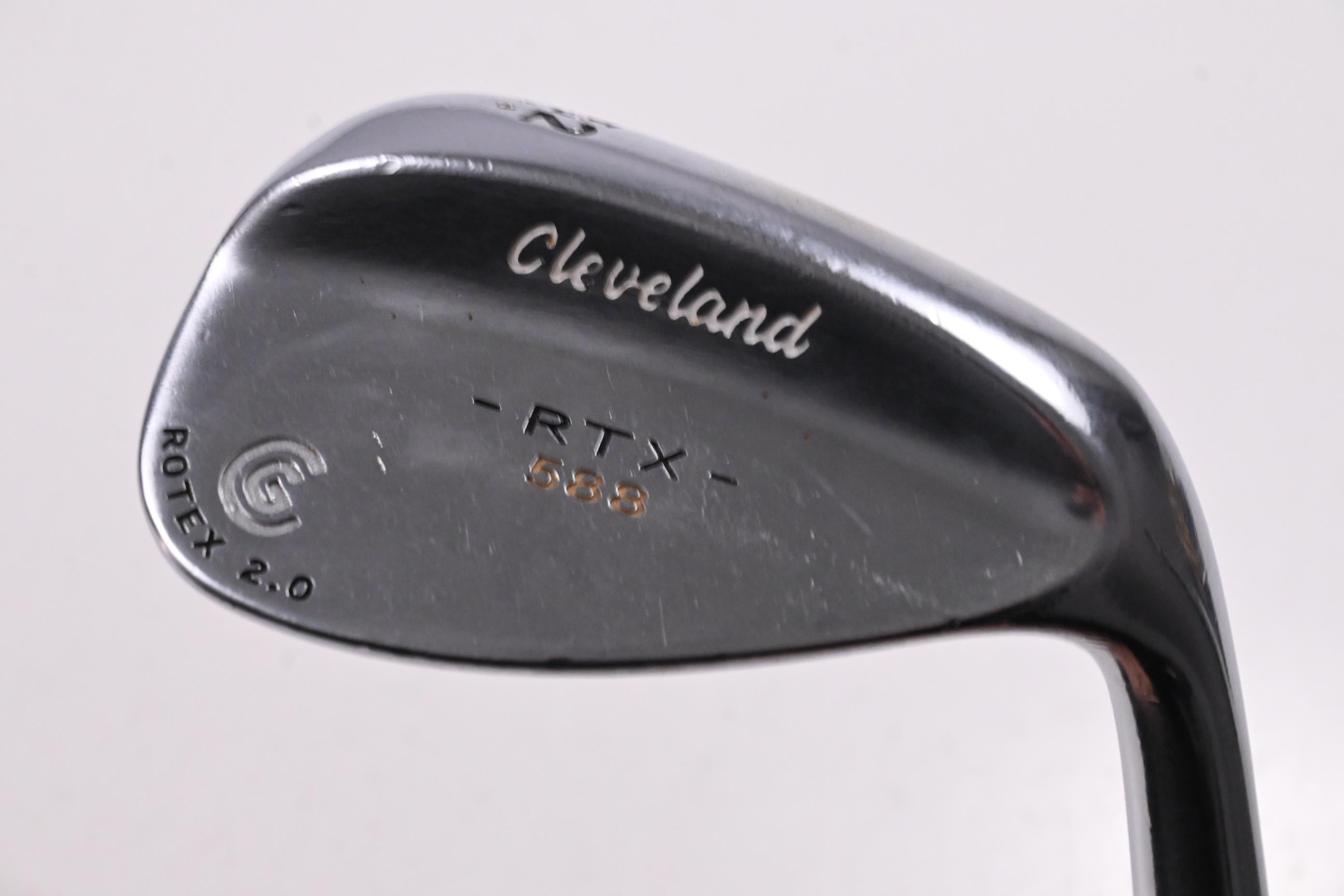 Cleveland 588 RTX 2.0 Gap Wedge / 52 Degree / Wedge Flex Dynamic Gold Shaft