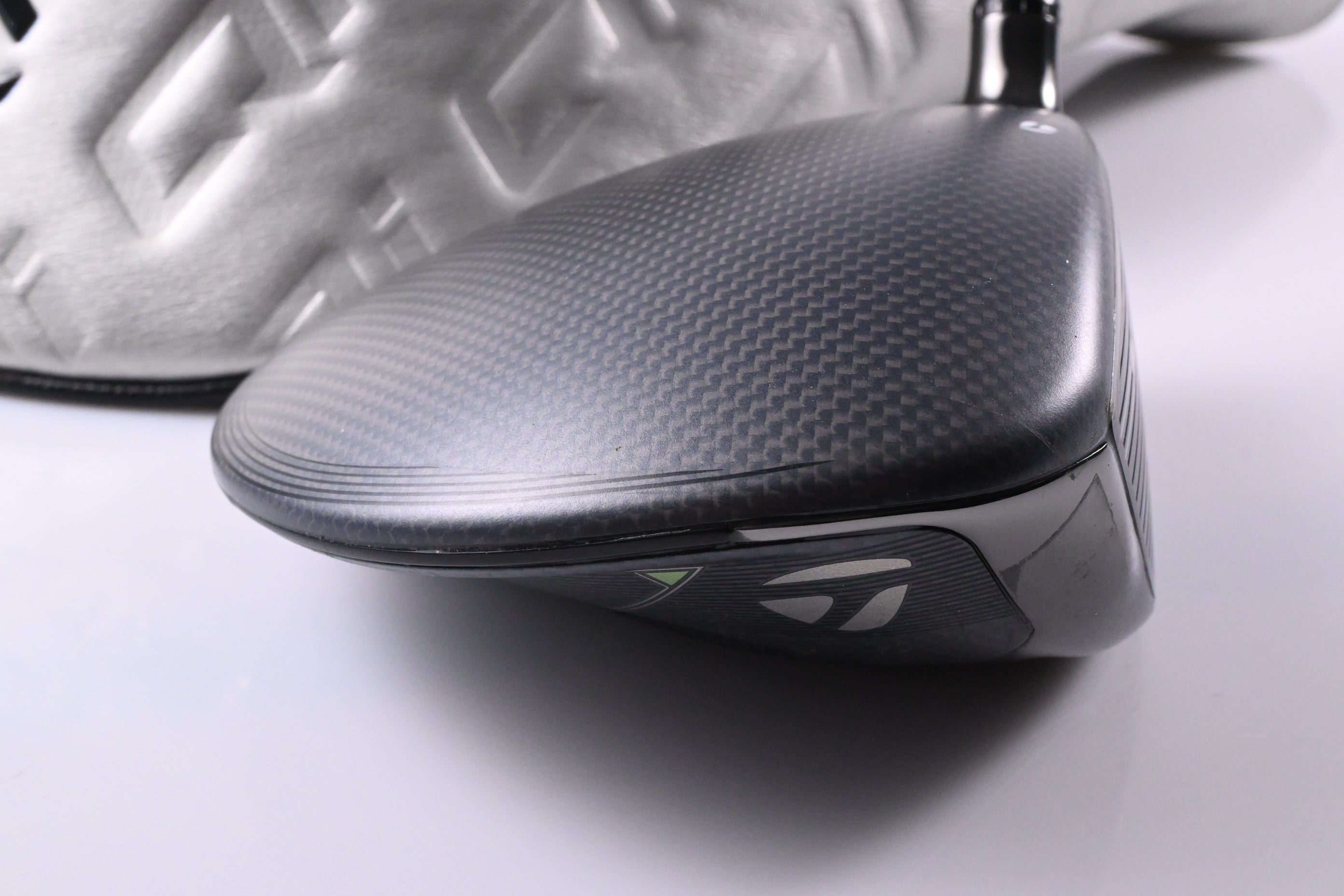 Taylormade Qi35 Driver / 10.5 Degree / Regular Flex Fujikura Ventus Blue '25 5