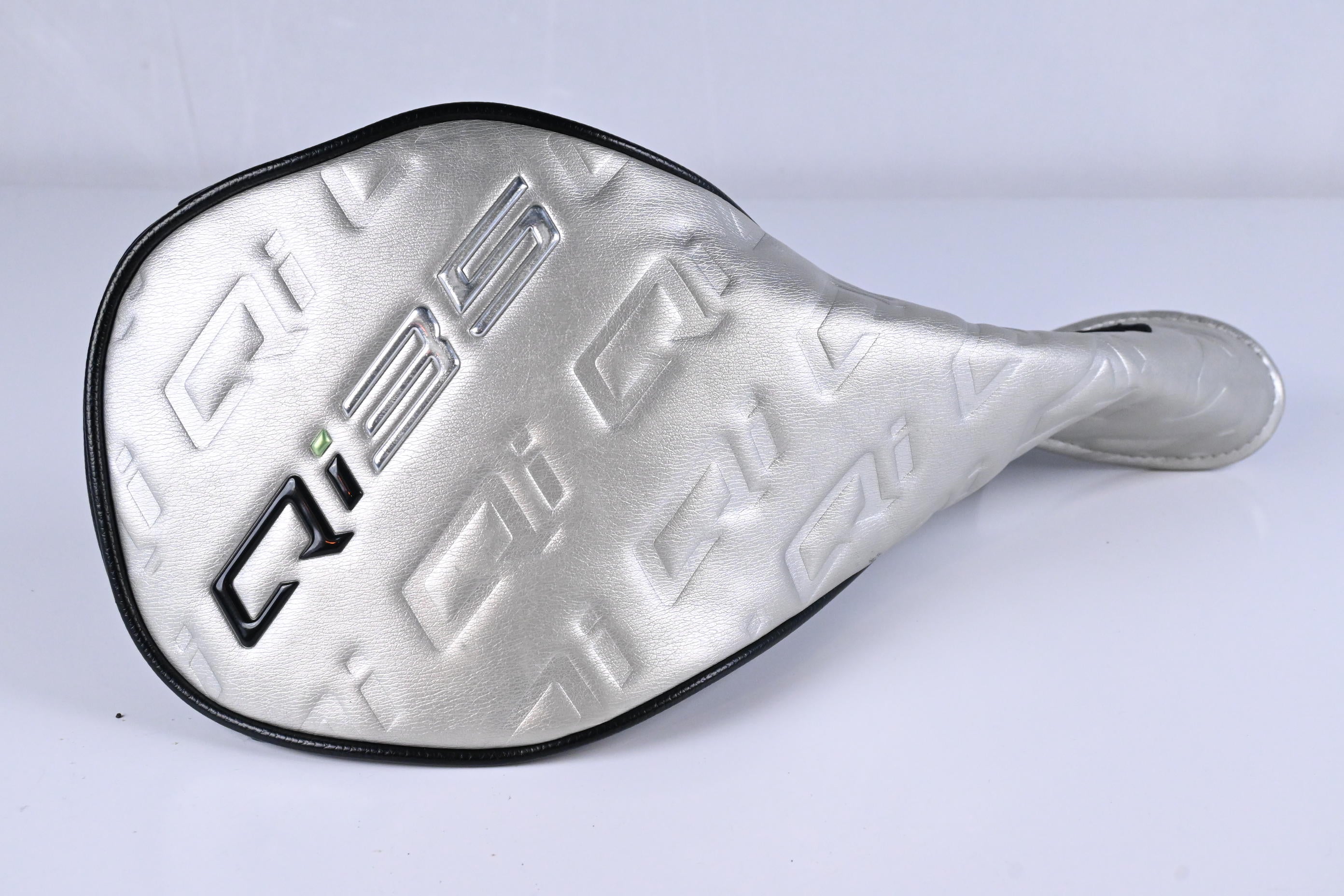 Taylormade Qi35 Driver / 9 Degree / Stiff Flex Oban Revenge Tour Reserve 65