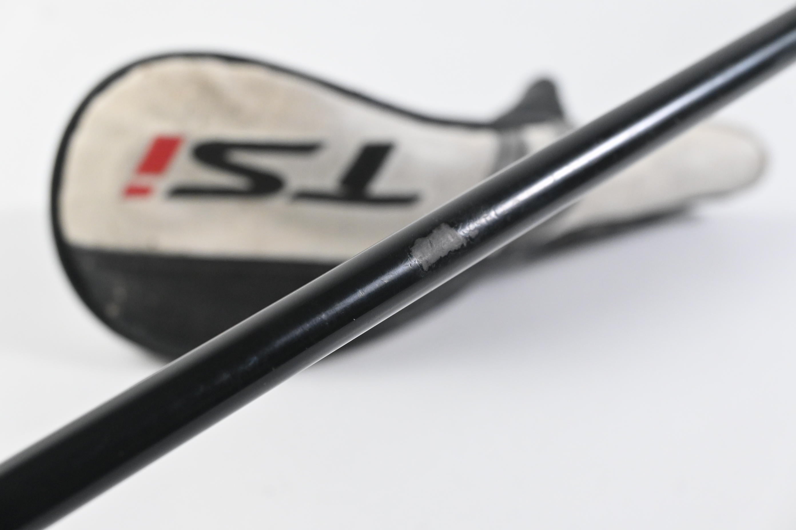 Titleist TSi2 #3 Hybrid / 18 Degree / Stiff Flex Tensei AV RAW Blue 65 Shaft