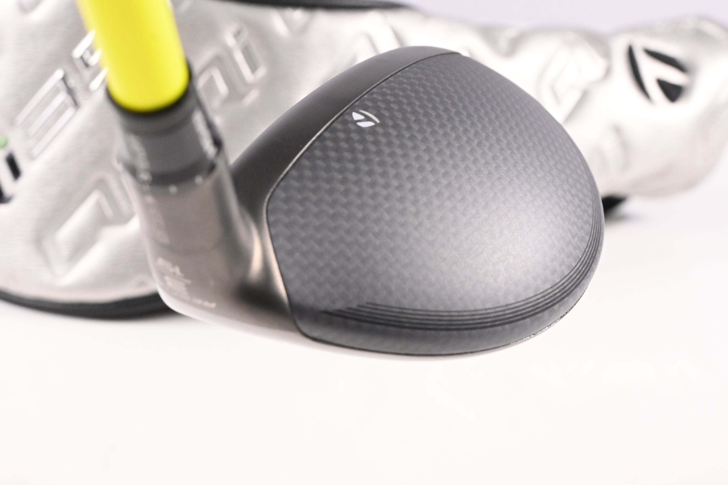 Taylormade Qi35 #3 Hybrid / 19 Degree / Regular Flex UST Mamiya Proforce V2 85