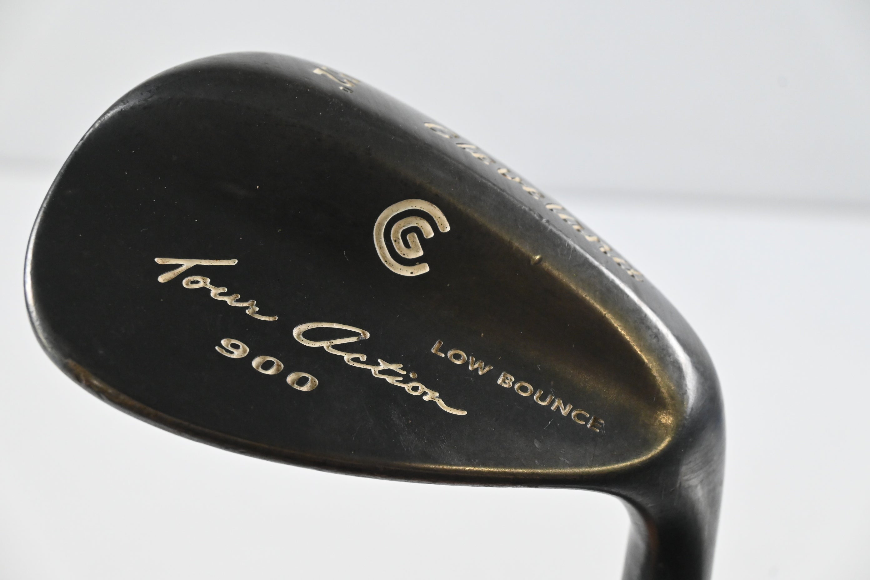 Cleveland 588 Tour Action Gap Wedge / 52 Degree / Wedge Flex Steel Shaft