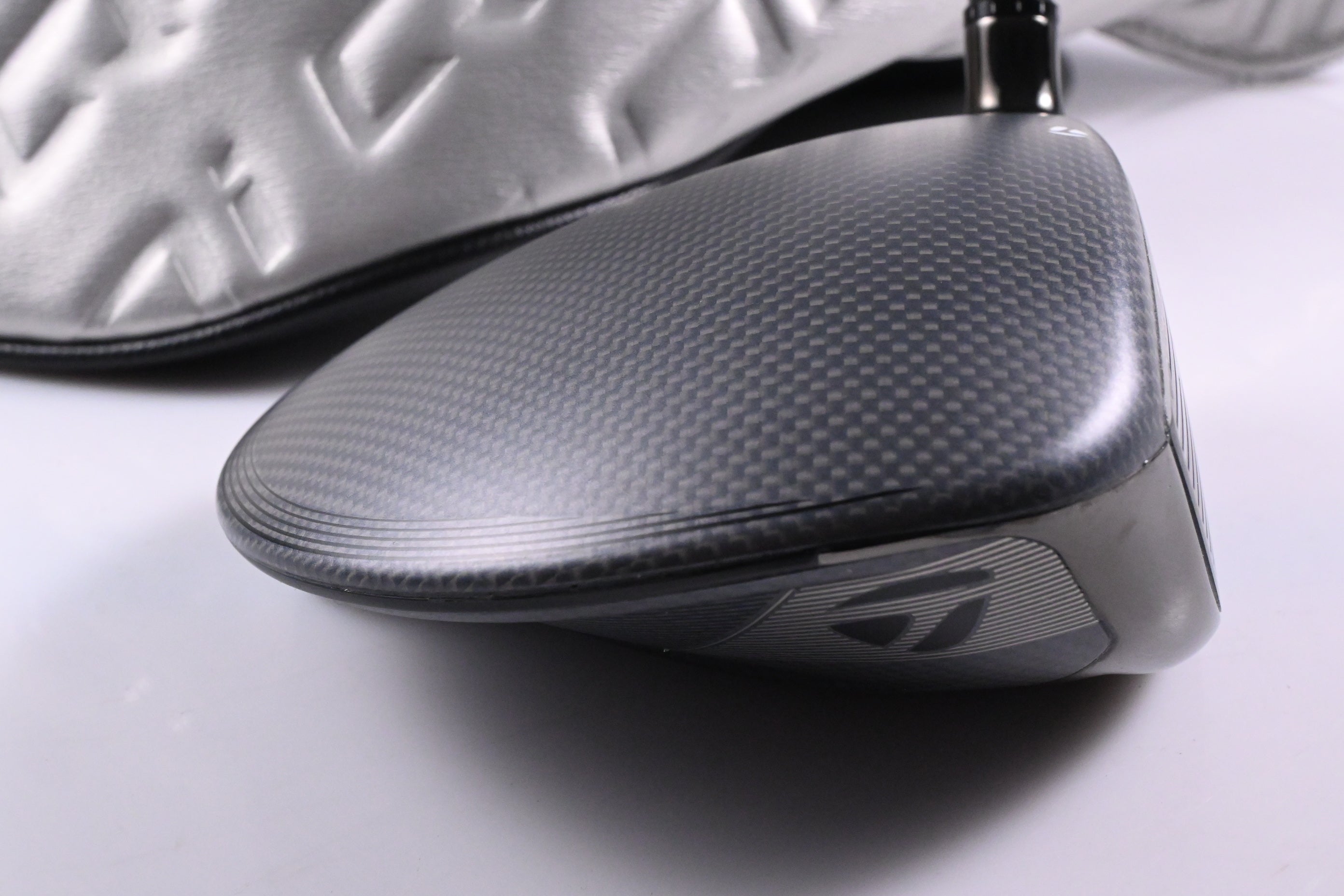 Taylormade Qi35 Max Driver / 12 Degree / Regular Flex Aldila RIP'D NV 65 Shaft