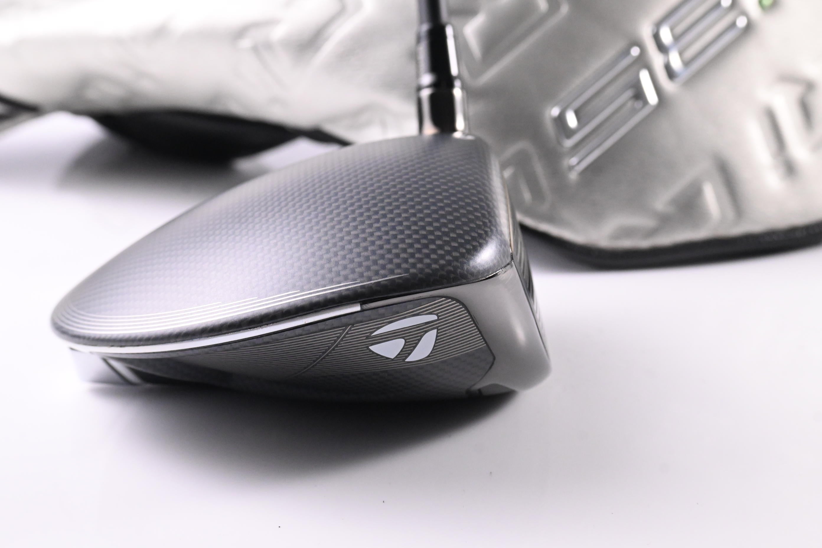 Taylormade Qi35 Max Lite Driver / 12 Degree / Regular Flex Vanquish 4 Shaft