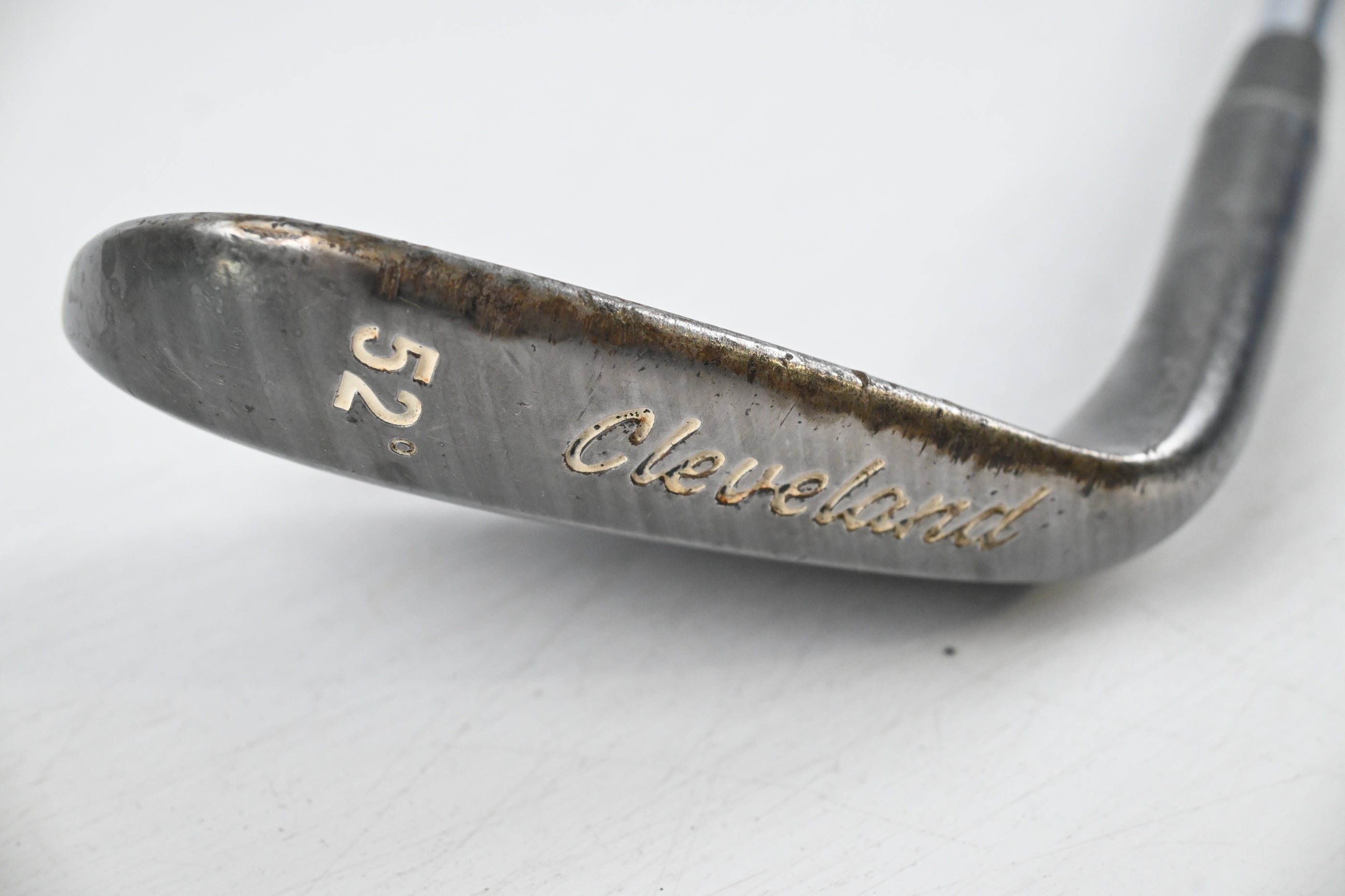 Cleveland 588 Tour Action Gap Wedge / 52 Degree / Wedge Flex Steel Shaft