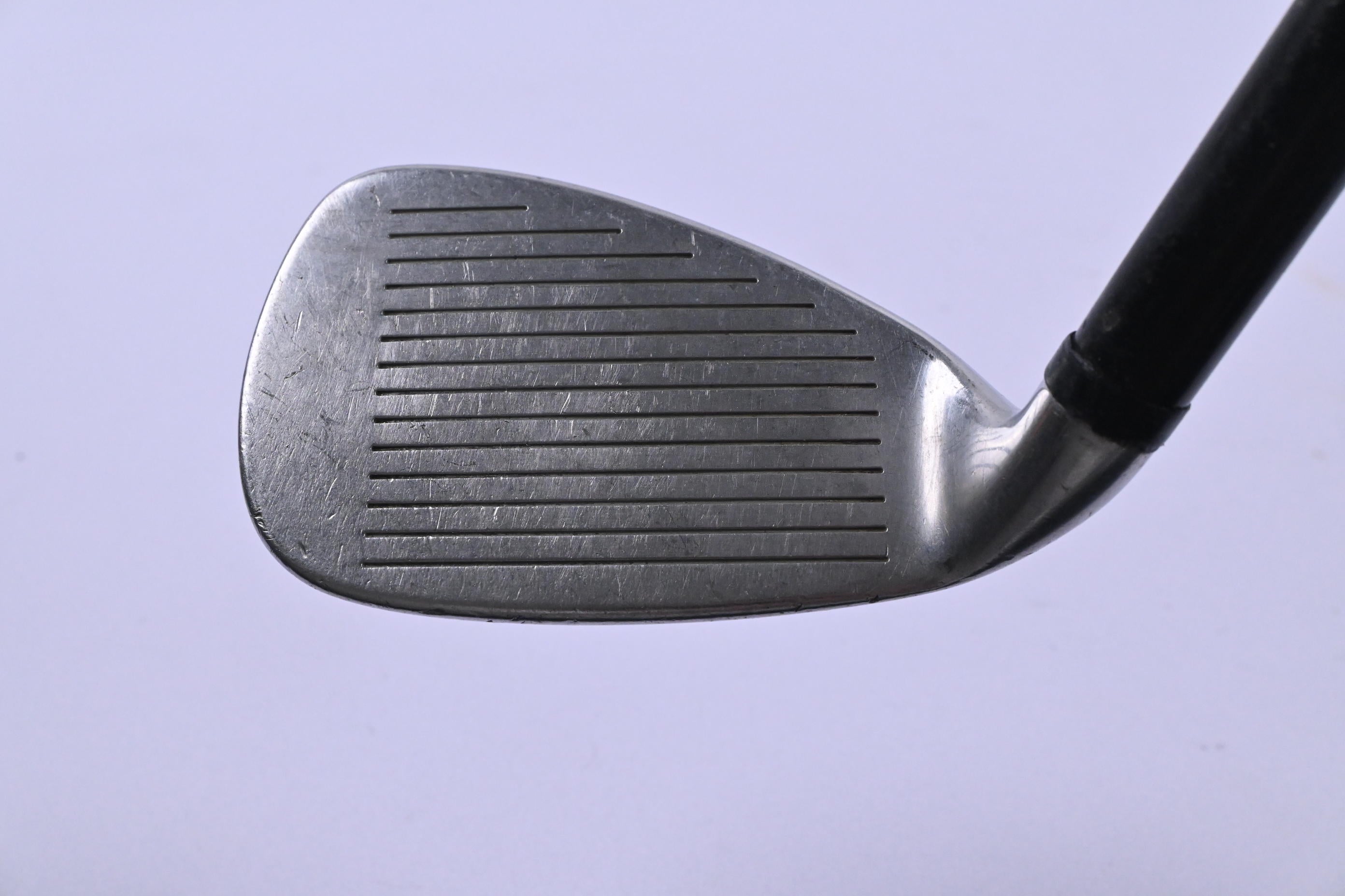 Wilson Deep Red Sand Wedge / 54 Degree / Regular Flex FastShaft Tri-Ply
